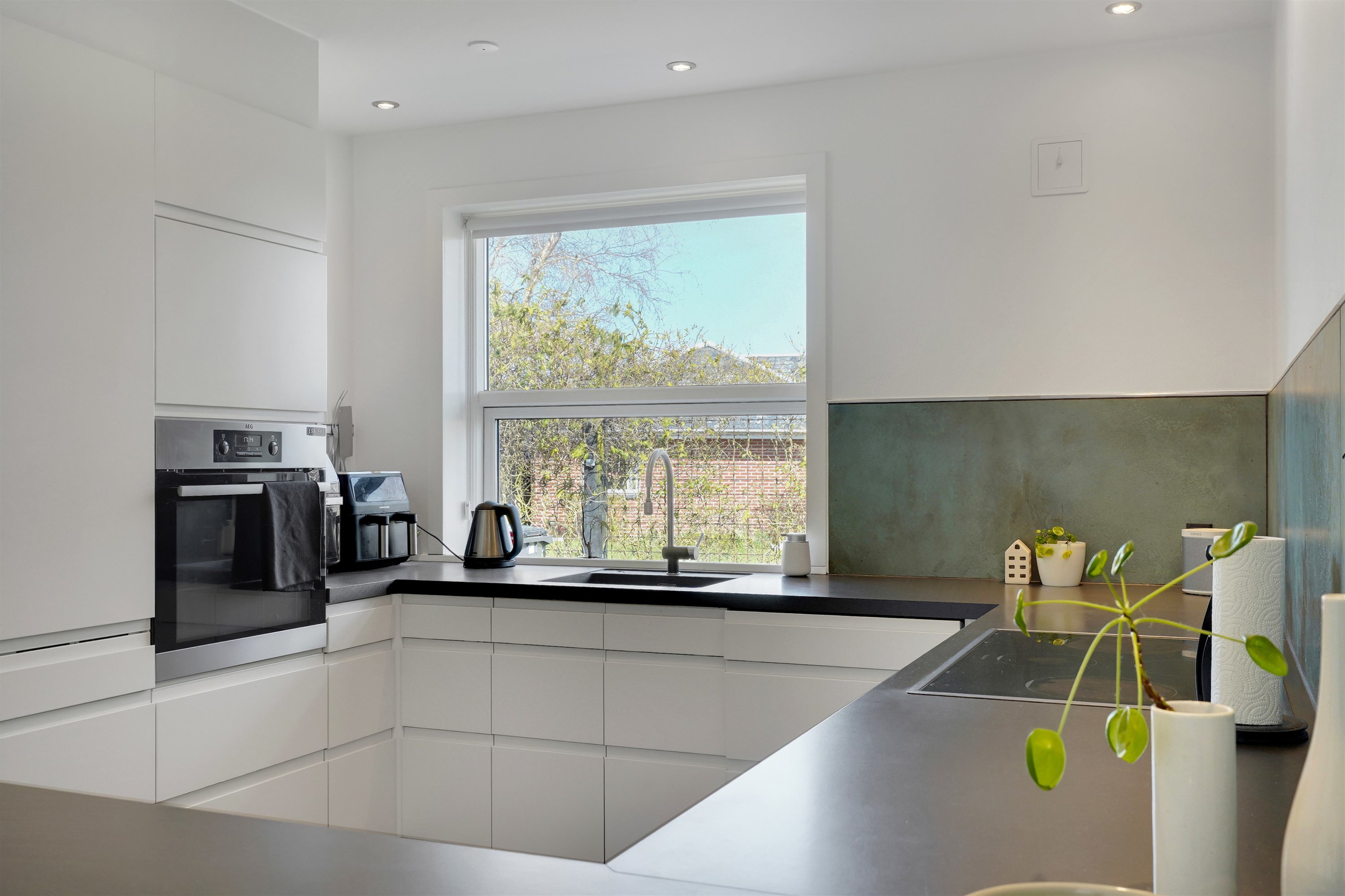 Fremhævet køkken billede i fuldskærmstilstand. Billede af Søstjernen 22, 6710 Esbjerg V