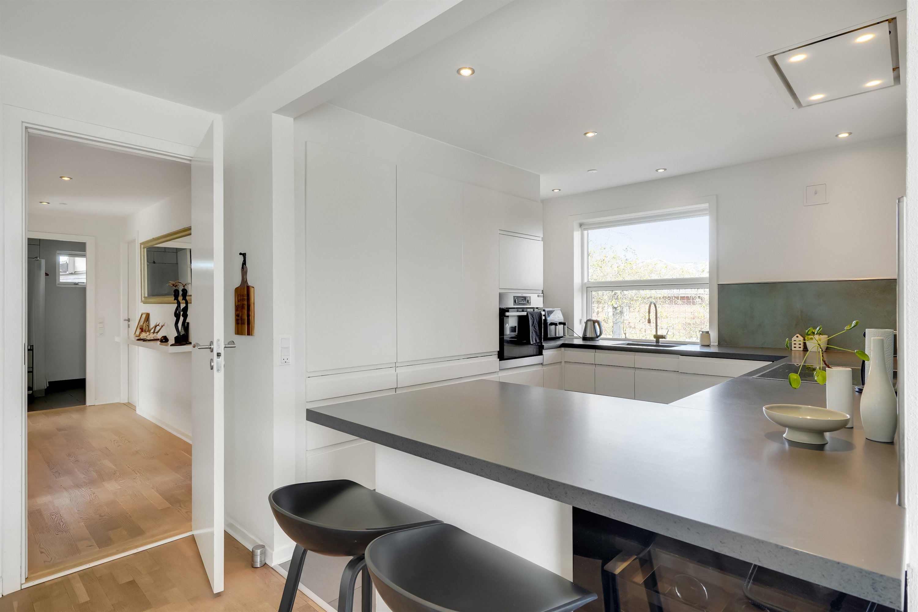 Fremhævet køkken billede i fuldskærmstilstand. Billede af Søstjernen 22, 6710 Esbjerg V