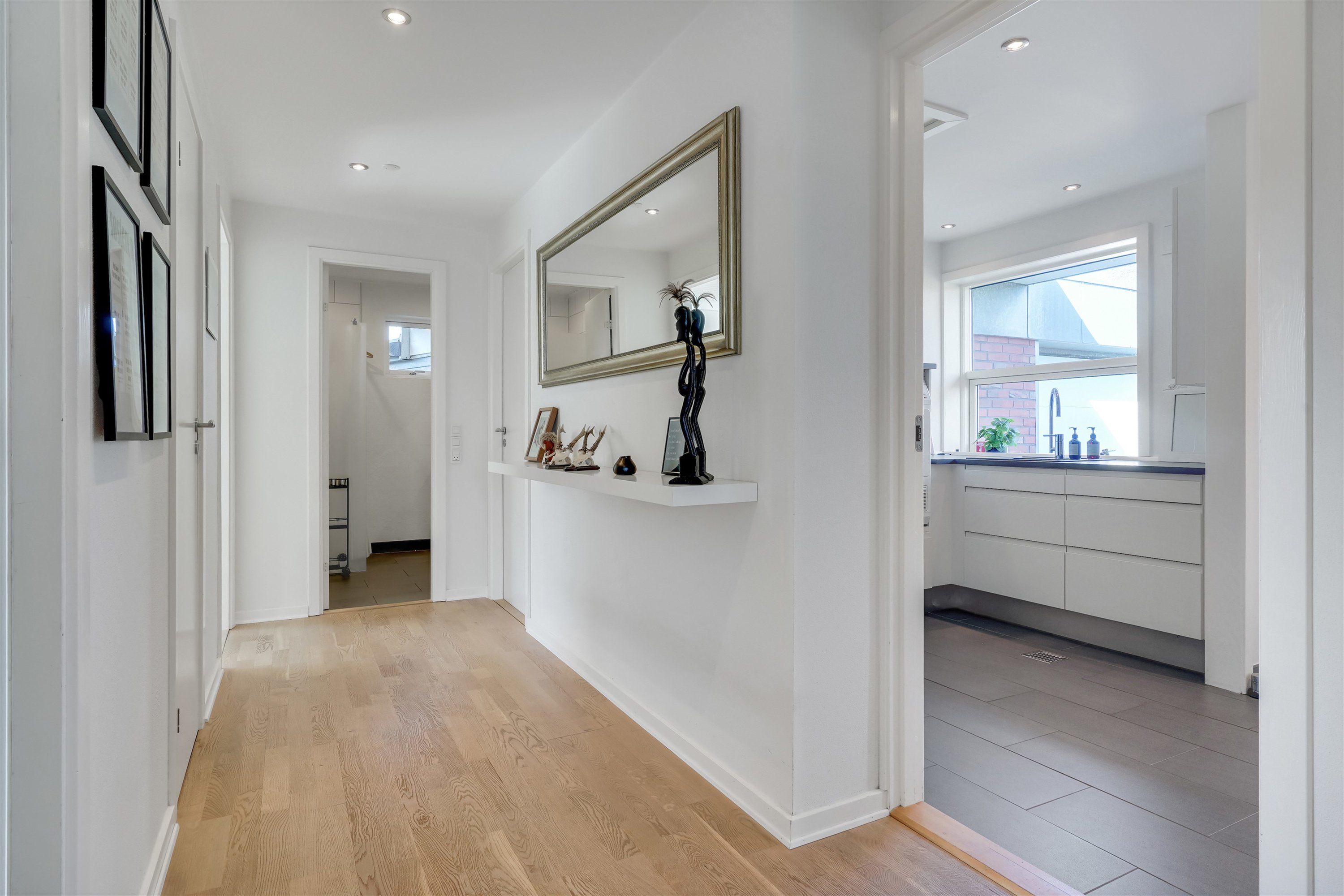 Fremhævet gang billede i fuldskærmstilstand. Billede af Søstjernen 22, 6710 Esbjerg V