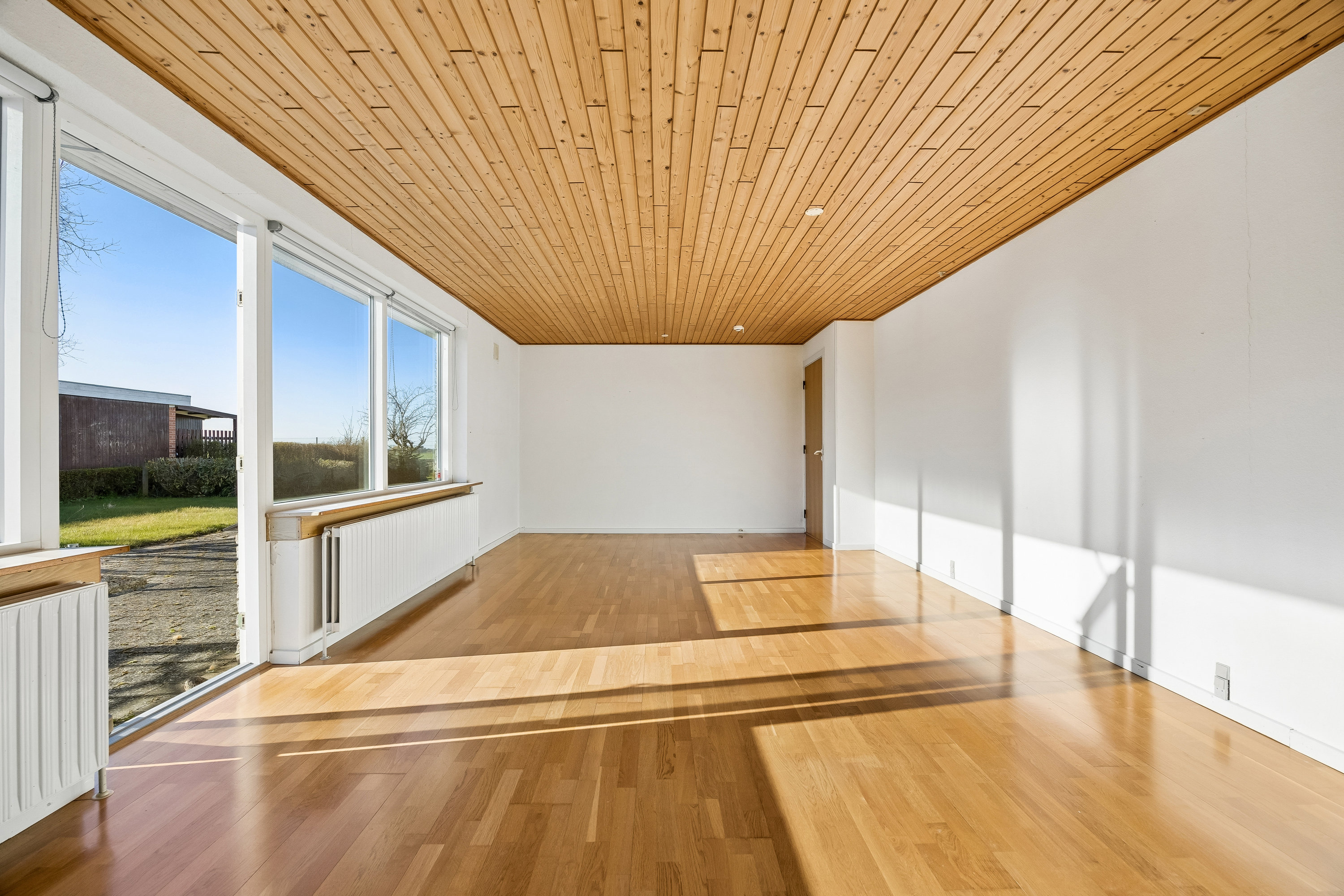 Fremhævet stue billede i fuldskærmstilstand. Billede af Finlandsvej 41, 4270 Høng