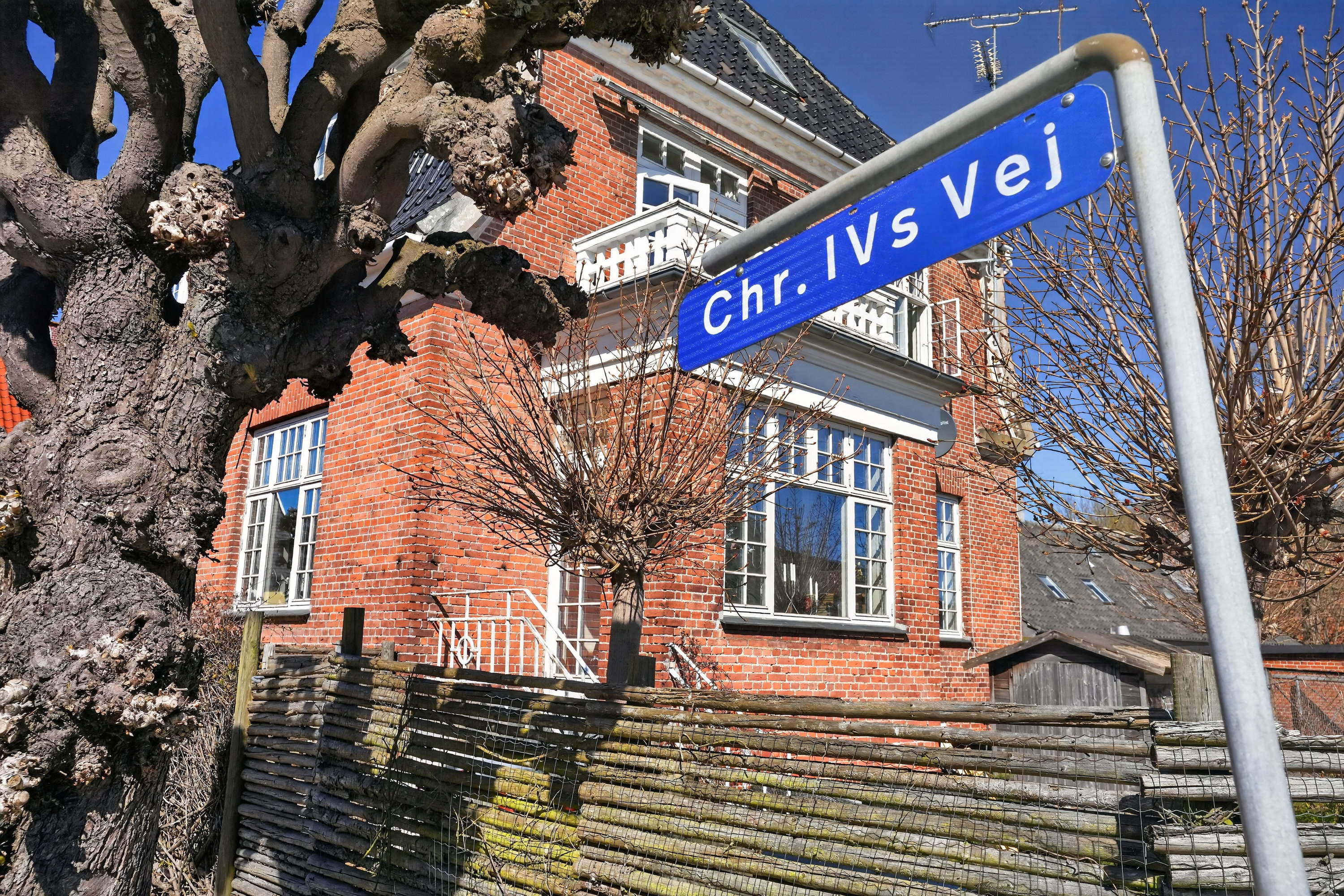 Fremhævet ejendommen billede i fuldskærmstilstand. Billede af Christian IVs Vej 2, 1., 3400 Hillerød