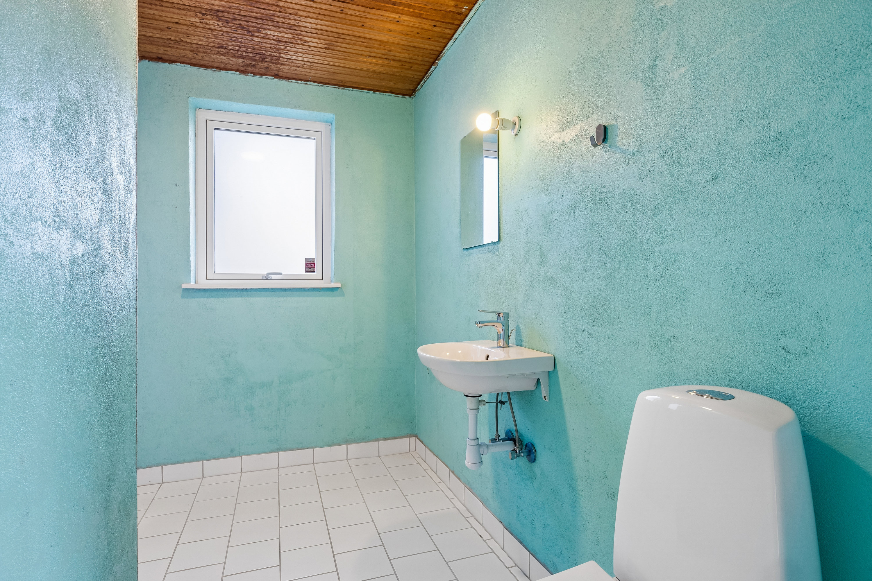 Fremhævet badeværelse billede i fuldskærmstilstand. Billede af Finlandsvej 41, 4270 Høng