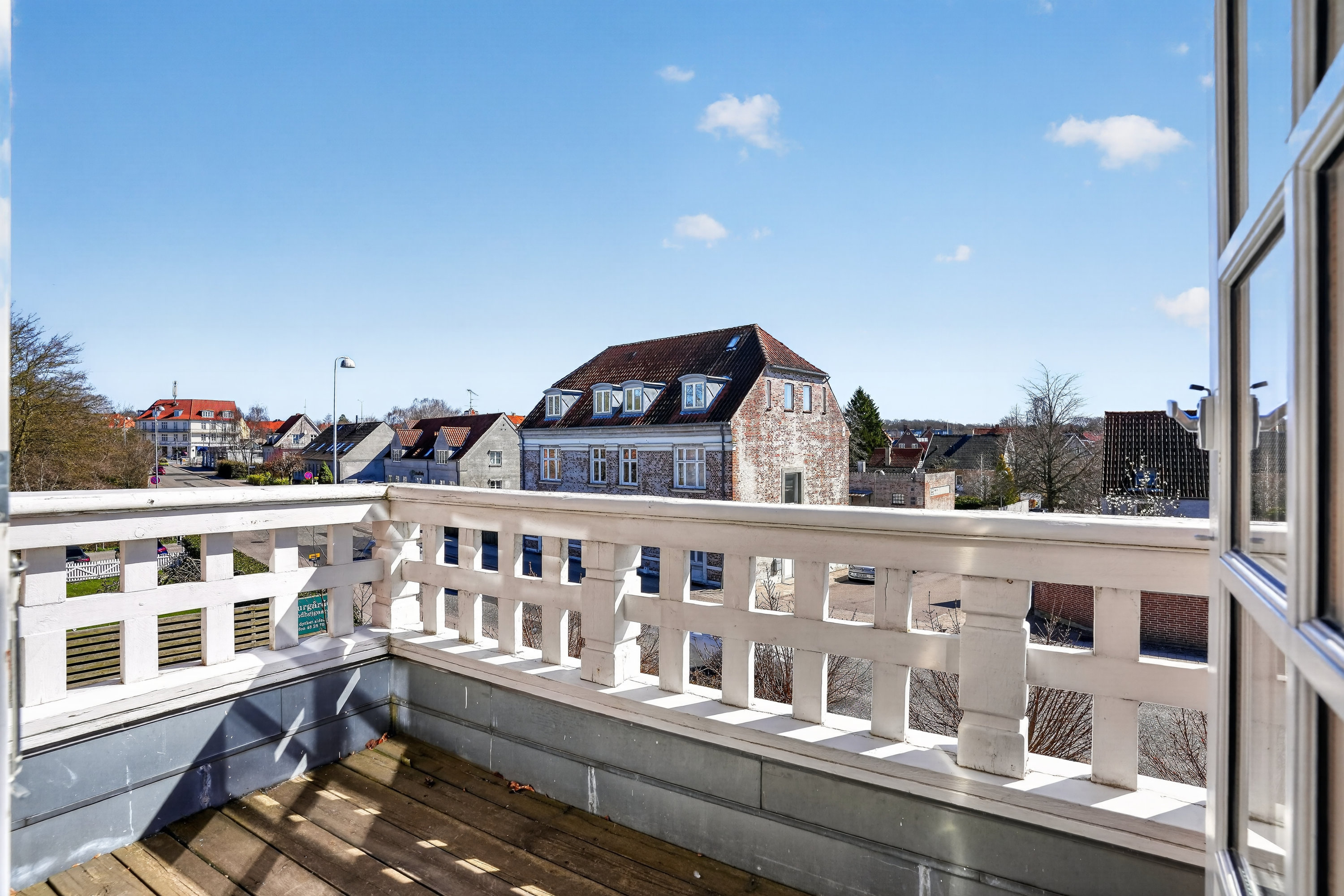 Fremhævet altan billede i fuldskærmstilstand. Billede af Christian IVs Vej 2, 1., 3400 Hillerød