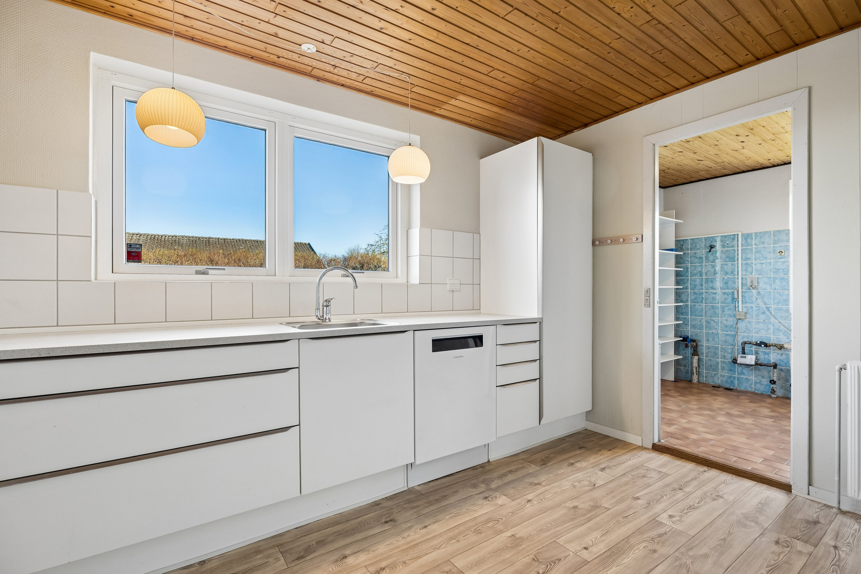 Fremhævet køkken billede i fuldskærmstilstand. Billede af Finlandsvej 41, 4270 Høng