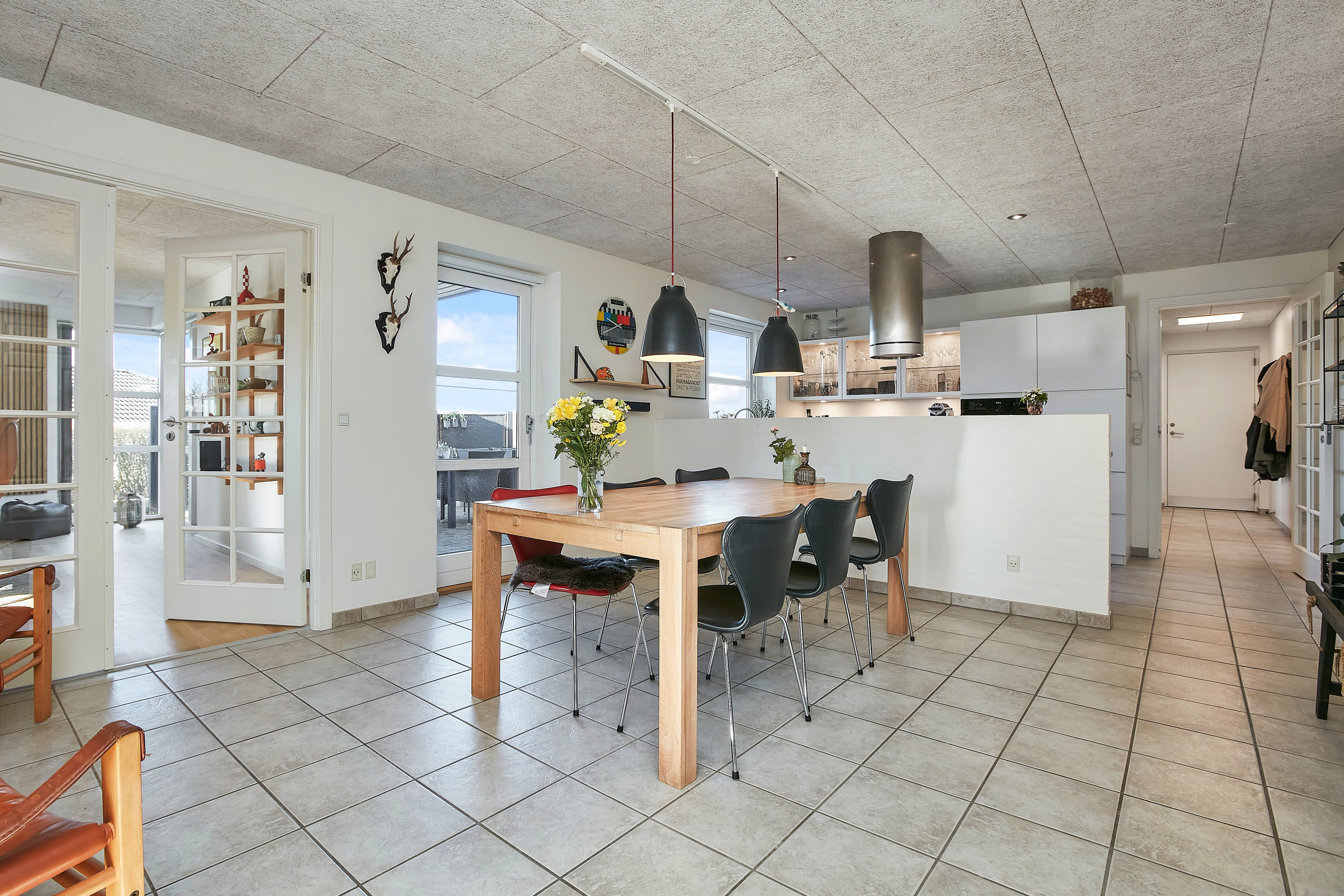 Fremhævet alrum billede i fuldskærmstilstand. Billede af Vinthervej 19, 8732 Hovedgård