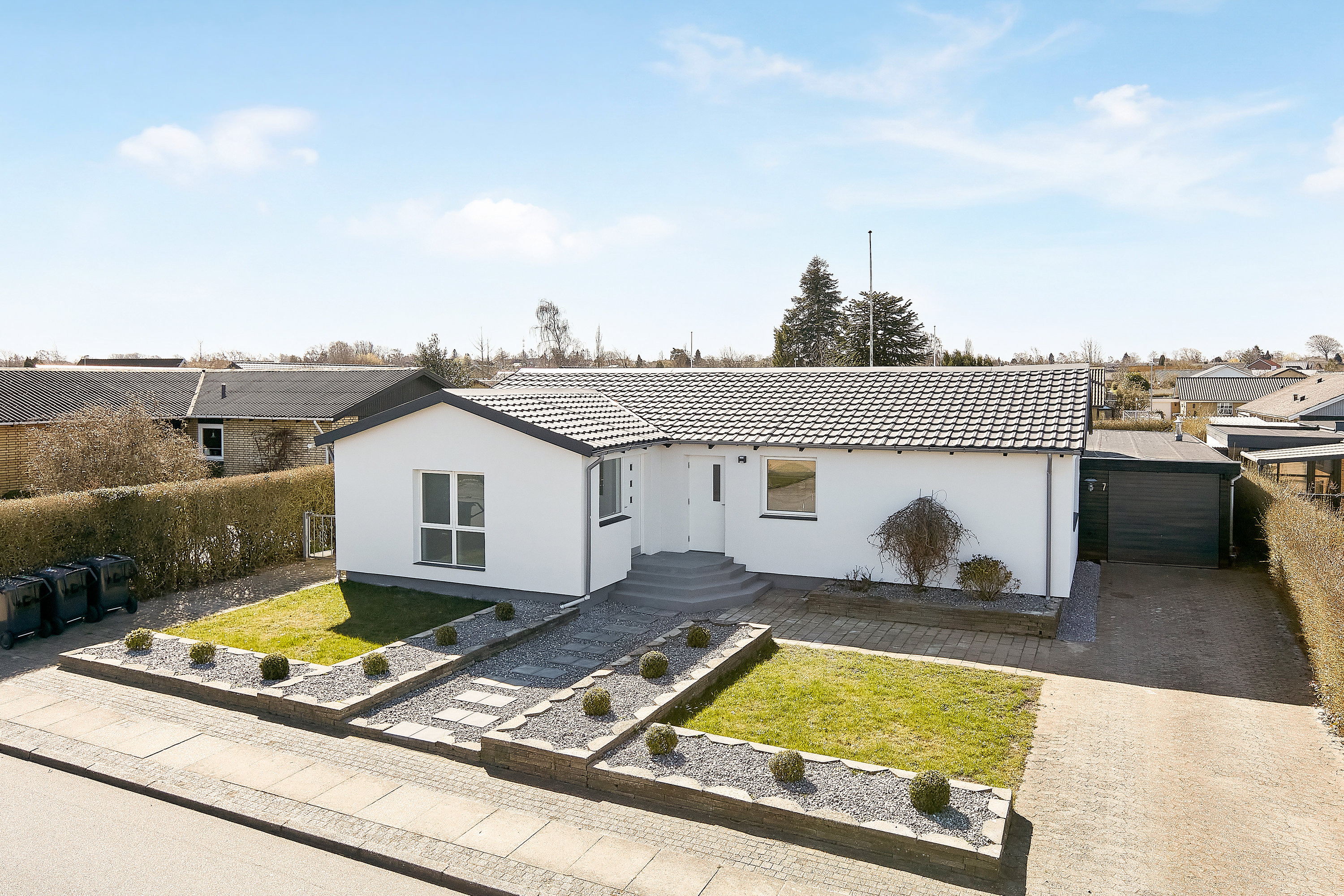 Villa: Facade fra vejen på Hørvej 7, Tyrsted, 8700 Horsens