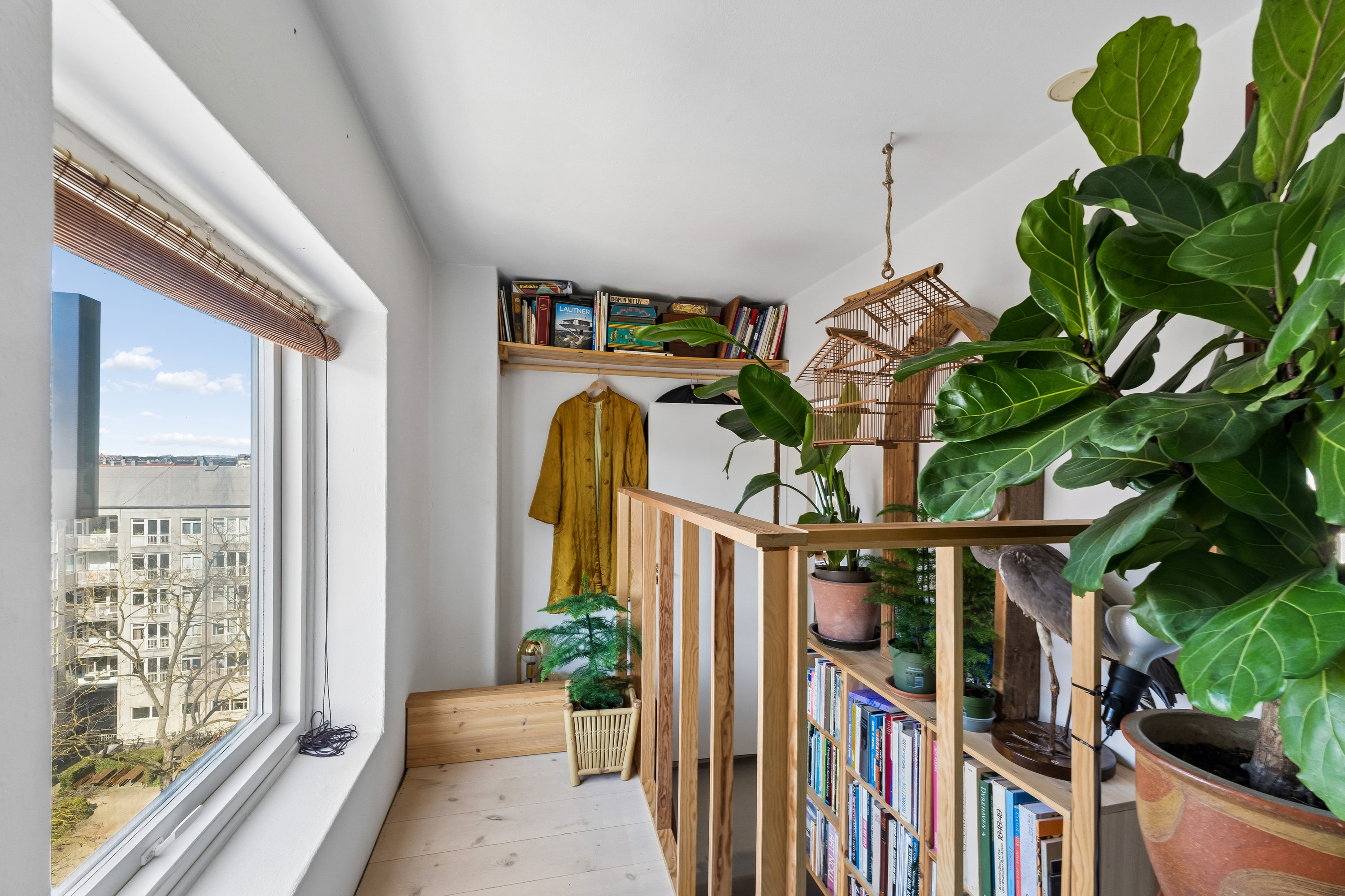 Fremhævet entré billede i fuldskærmstilstand. Billede af Dronningens Tværgade 44, 7. mf., 1302 København K