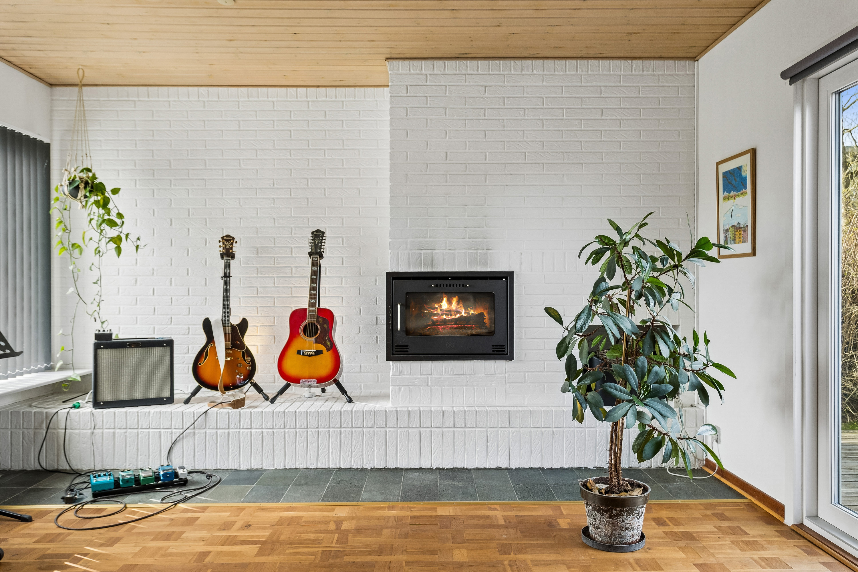 Fremhævet stue billede i fuldskærmstilstand. Billede af Dalgasvej 18, 7500 Holstebro