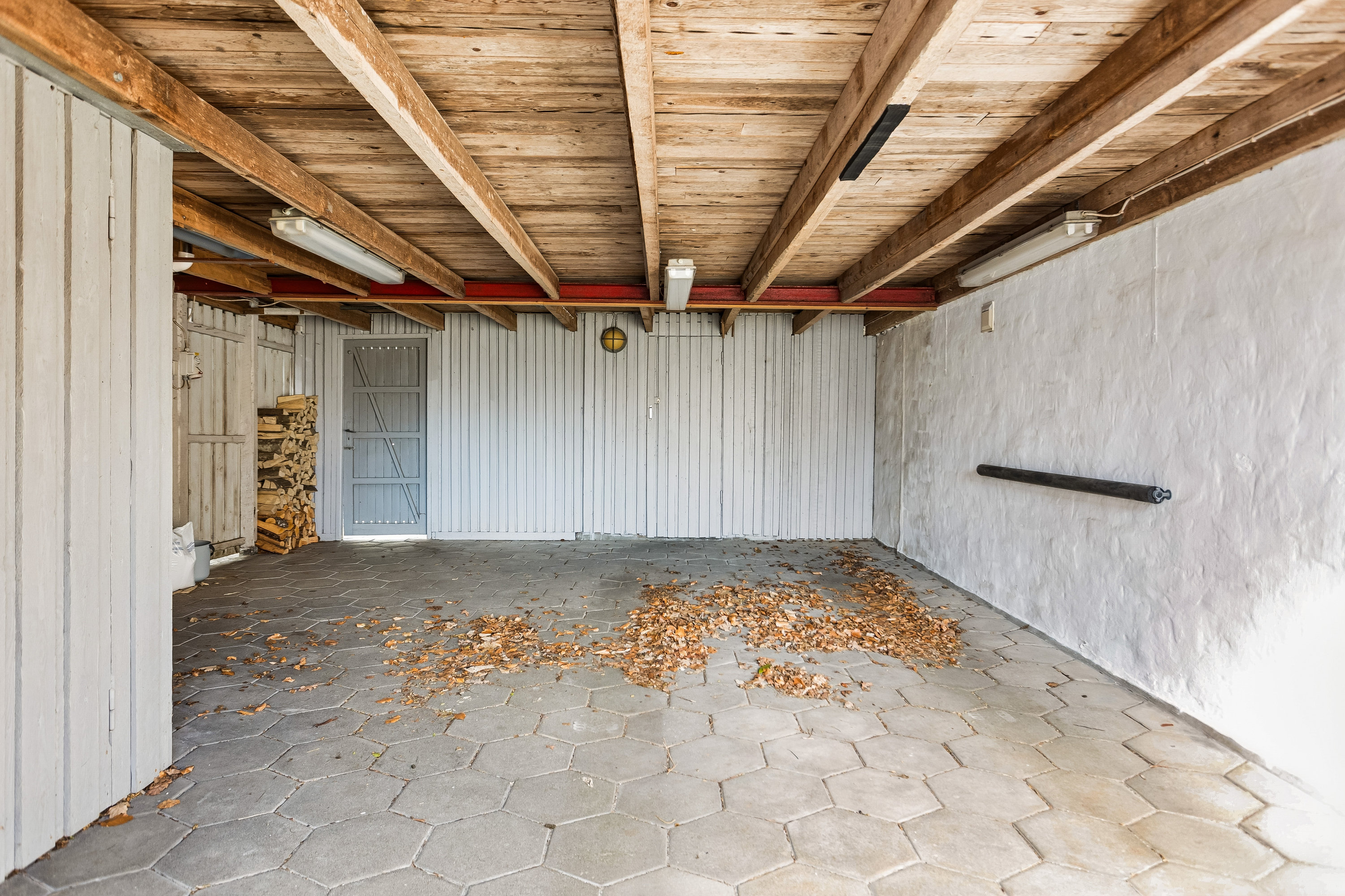 Fremhævet garage billede i fuldskærmstilstand. Billede af Dalgasvej 18, 7500 Holstebro