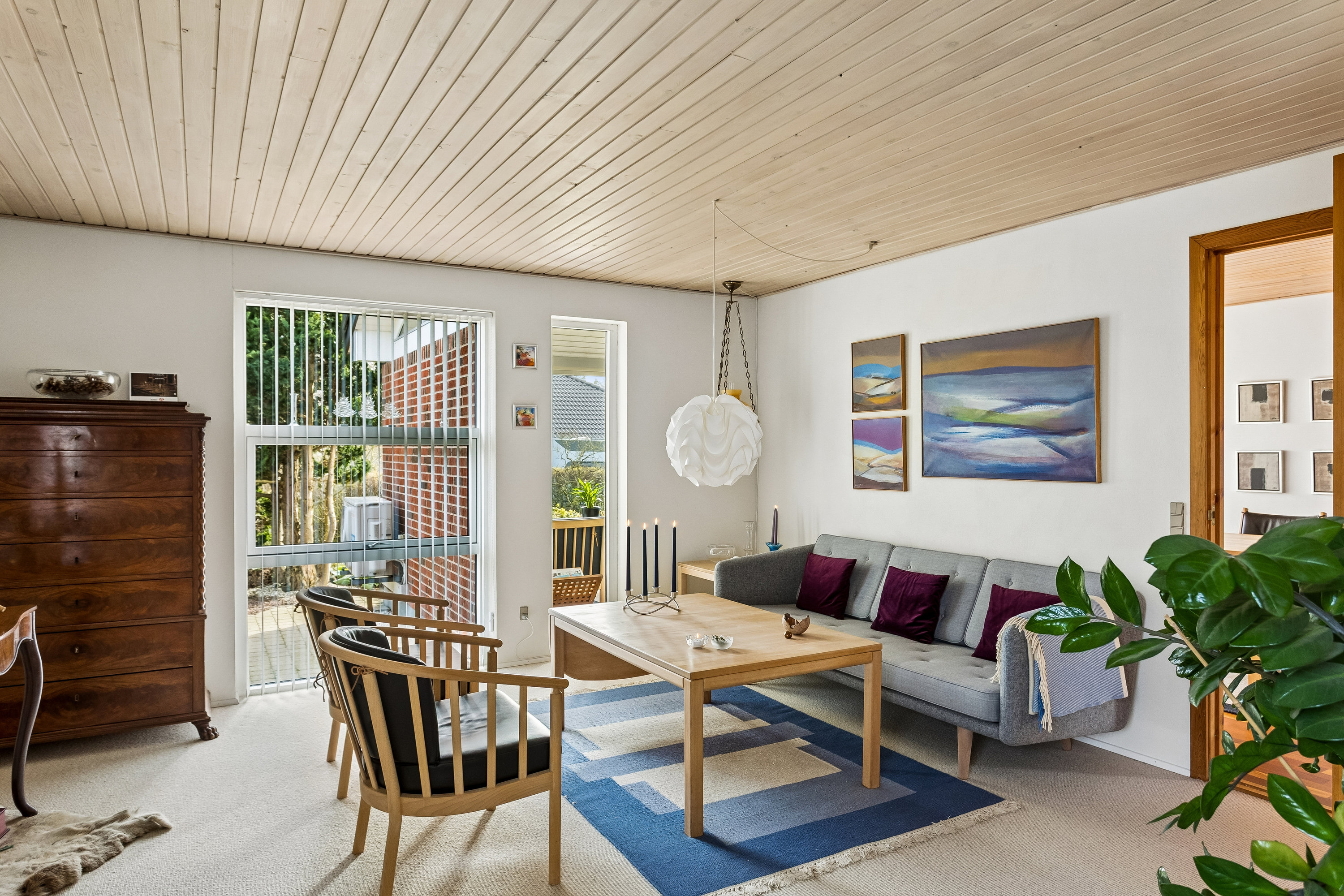 Fremhævet stue billede i fuldskærmstilstand. Billede af Vedbendvej 8, Mejdal, 7500 Holstebro