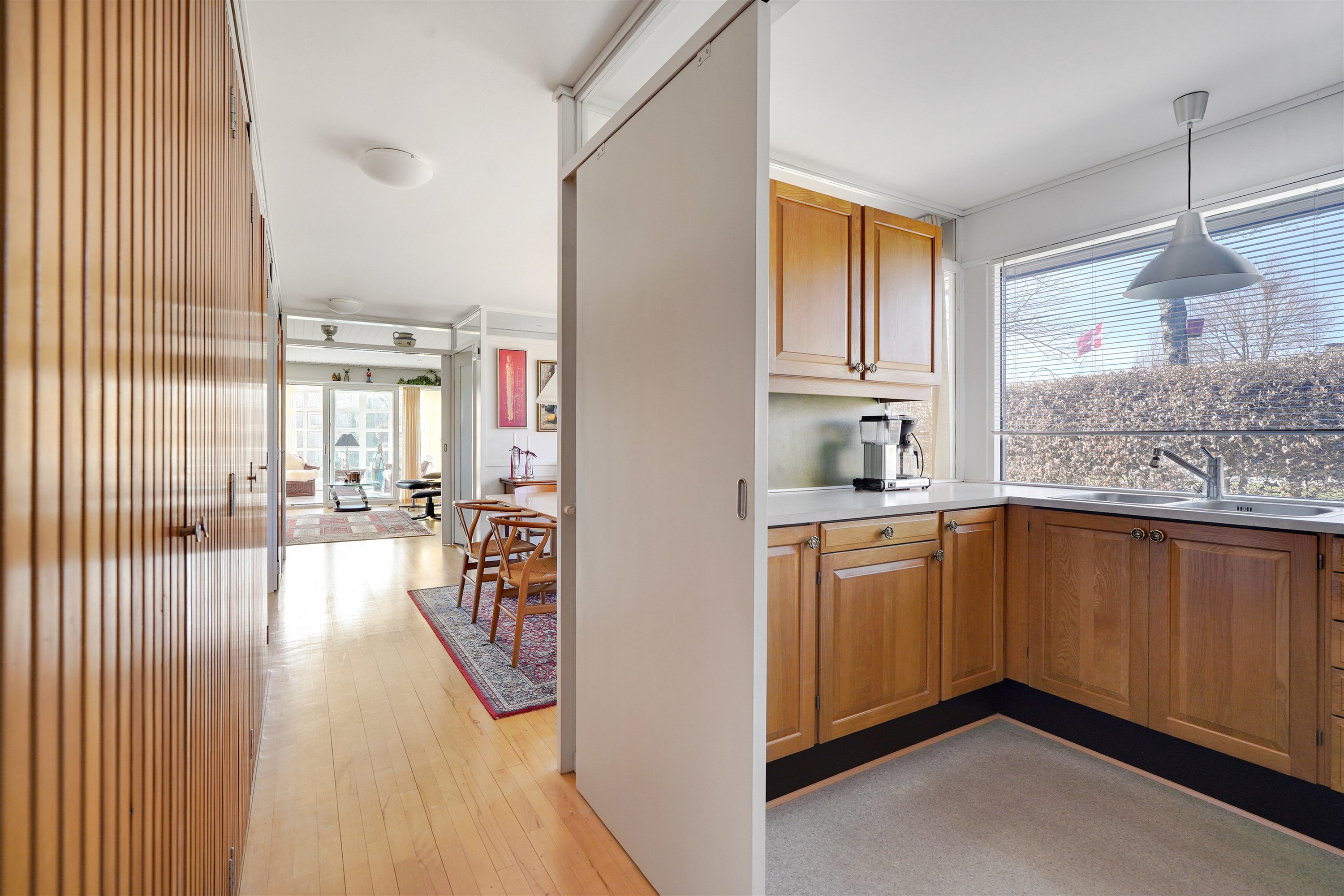 Fremhævet køkken billede i fuldskærmstilstand. Billede af Skovparken 230, 7190 Billund