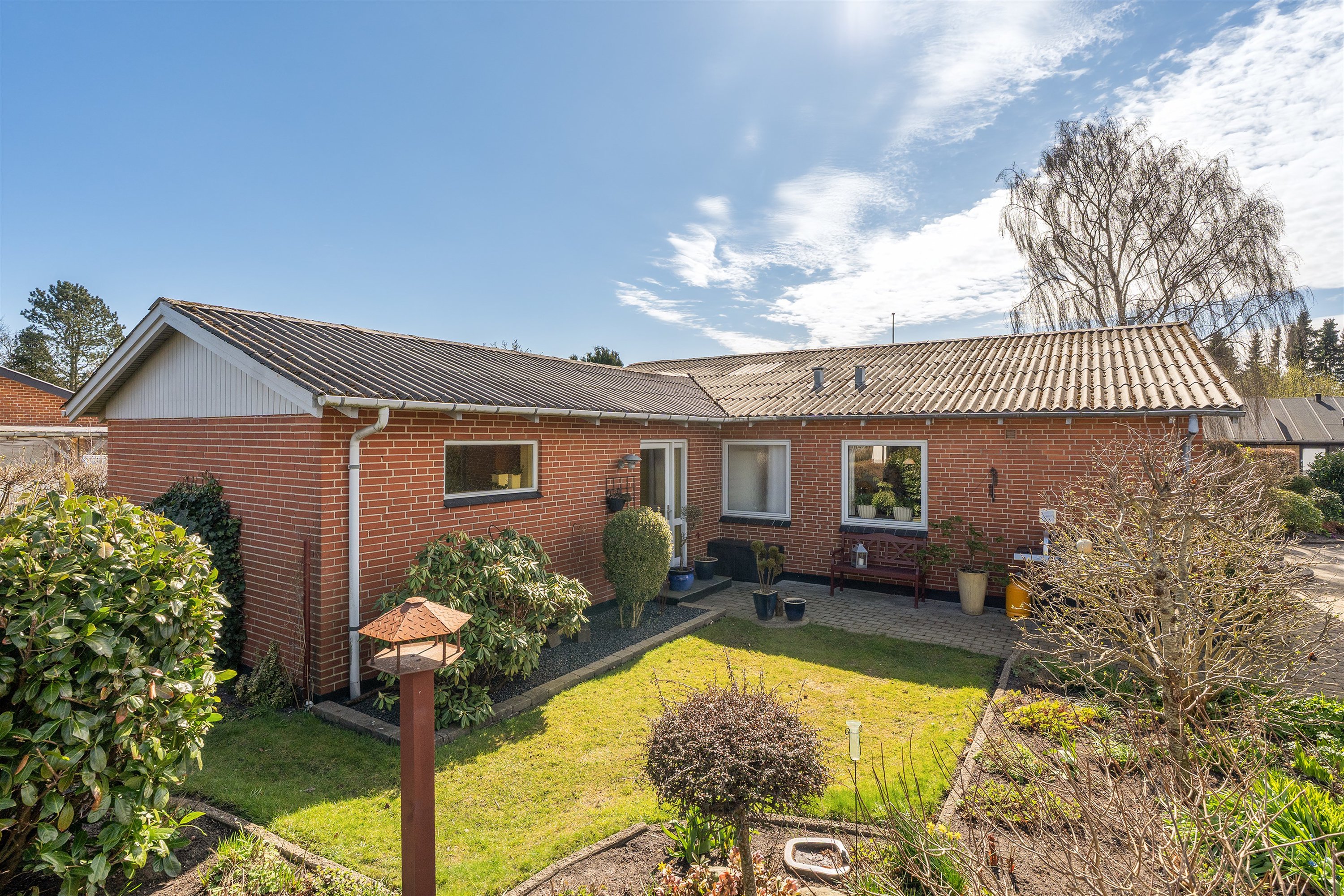 Fremhævet ejendommen billede i fuldskærmstilstand. Billede af Elmelunden 106, 7190 Billund