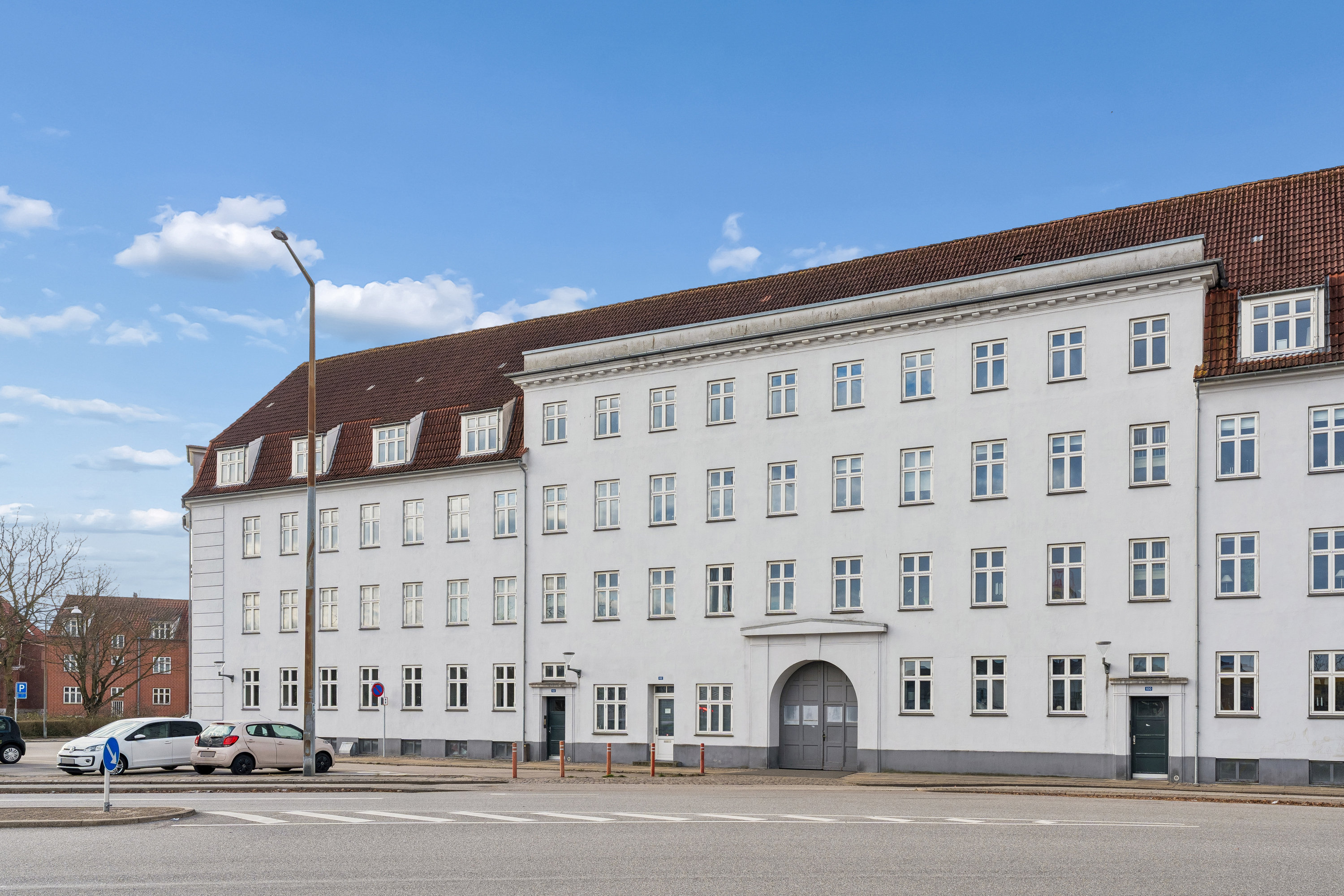 Fremhævet andet billede i fuldskærmstilstand. Billede af Østerbro 102, 1. th., 9000 Aalborg