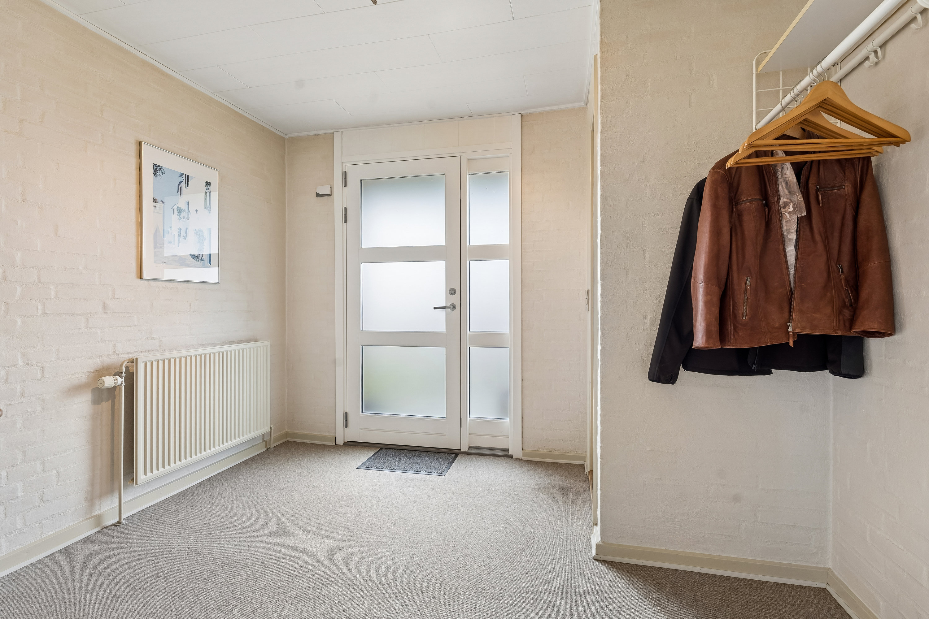 Fremhævet entré billede i fuldskærmstilstand. Billede af Rørtoften 2, 8722 Hedensted