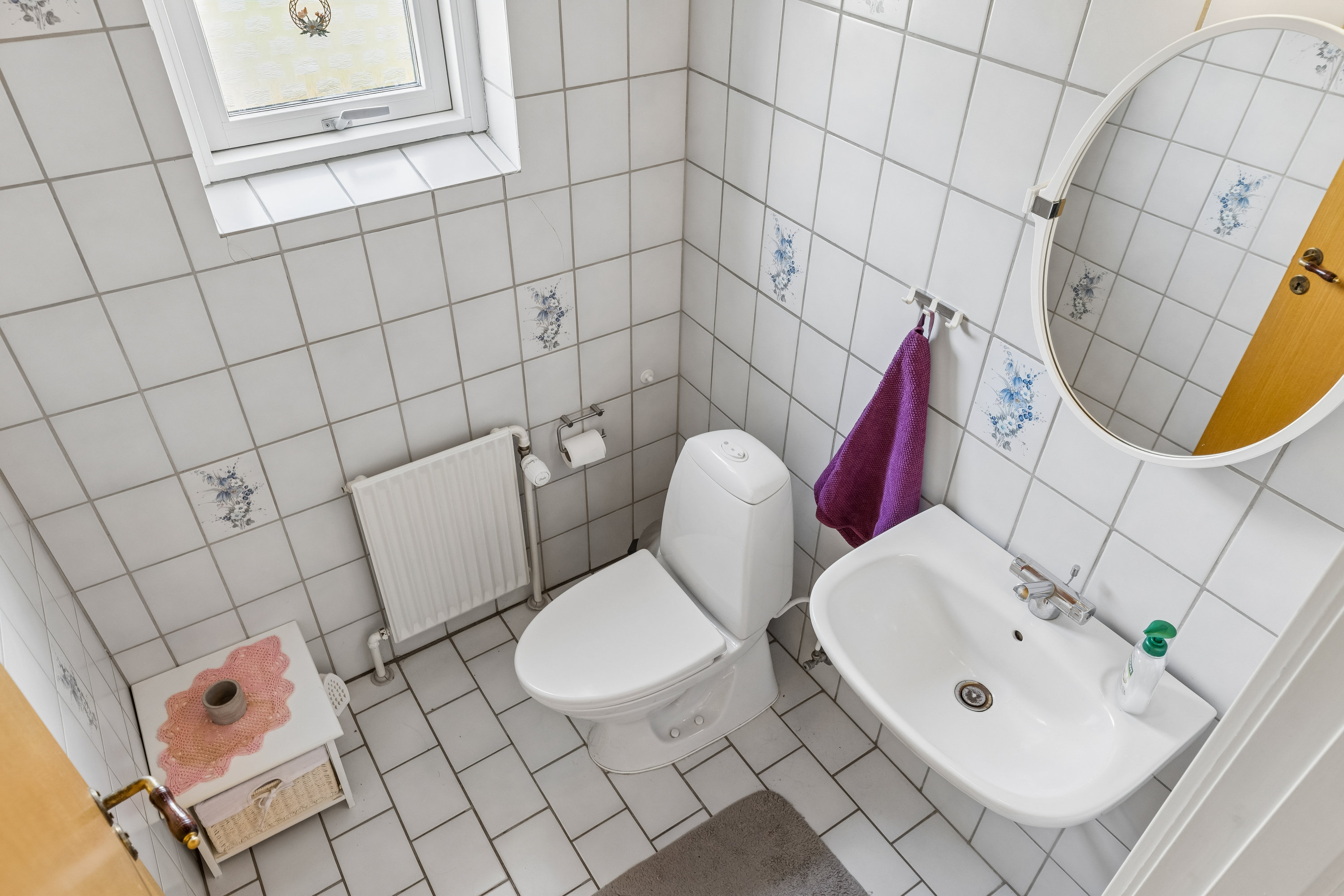 Fremhævet toilet billede i fuldskærmstilstand. Billede af Bøgevej 14, Adsbøl, 6300 Gråsten