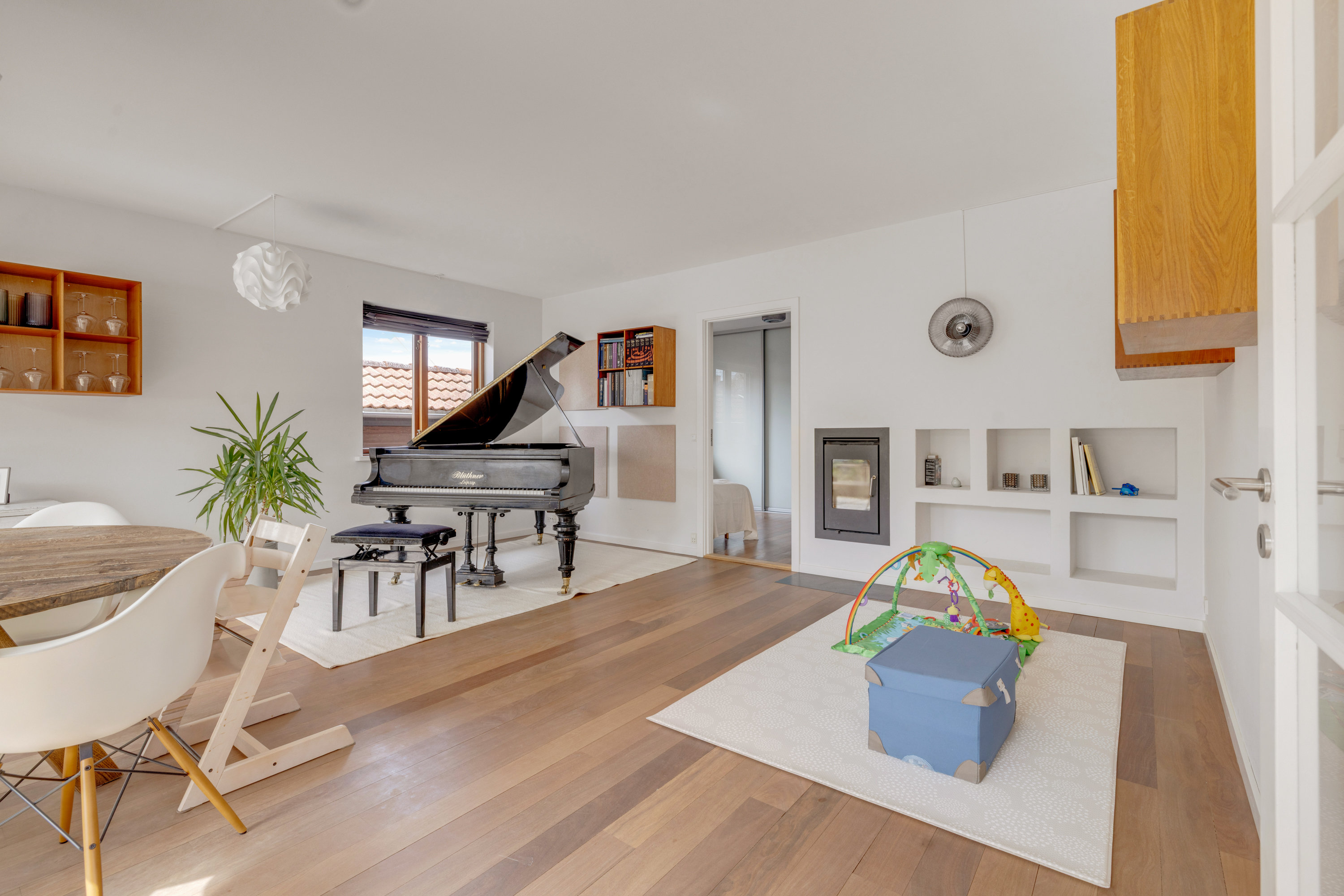 Fremhævet trappe billede i fuldskærmstilstand. Billede af Baunevang 9, 3460 Birkerød