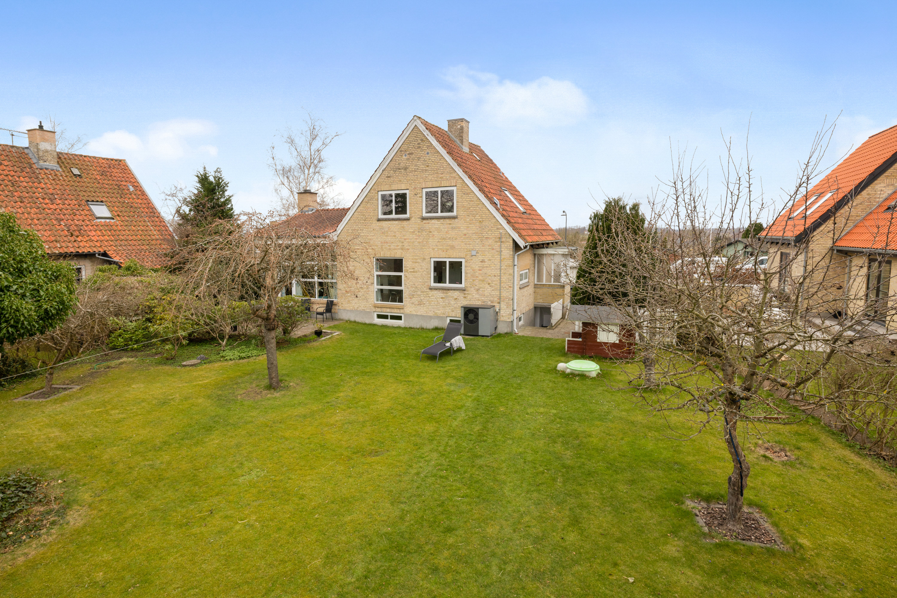 Villa: Facade på Soldraget 34, 3460 Birkerød