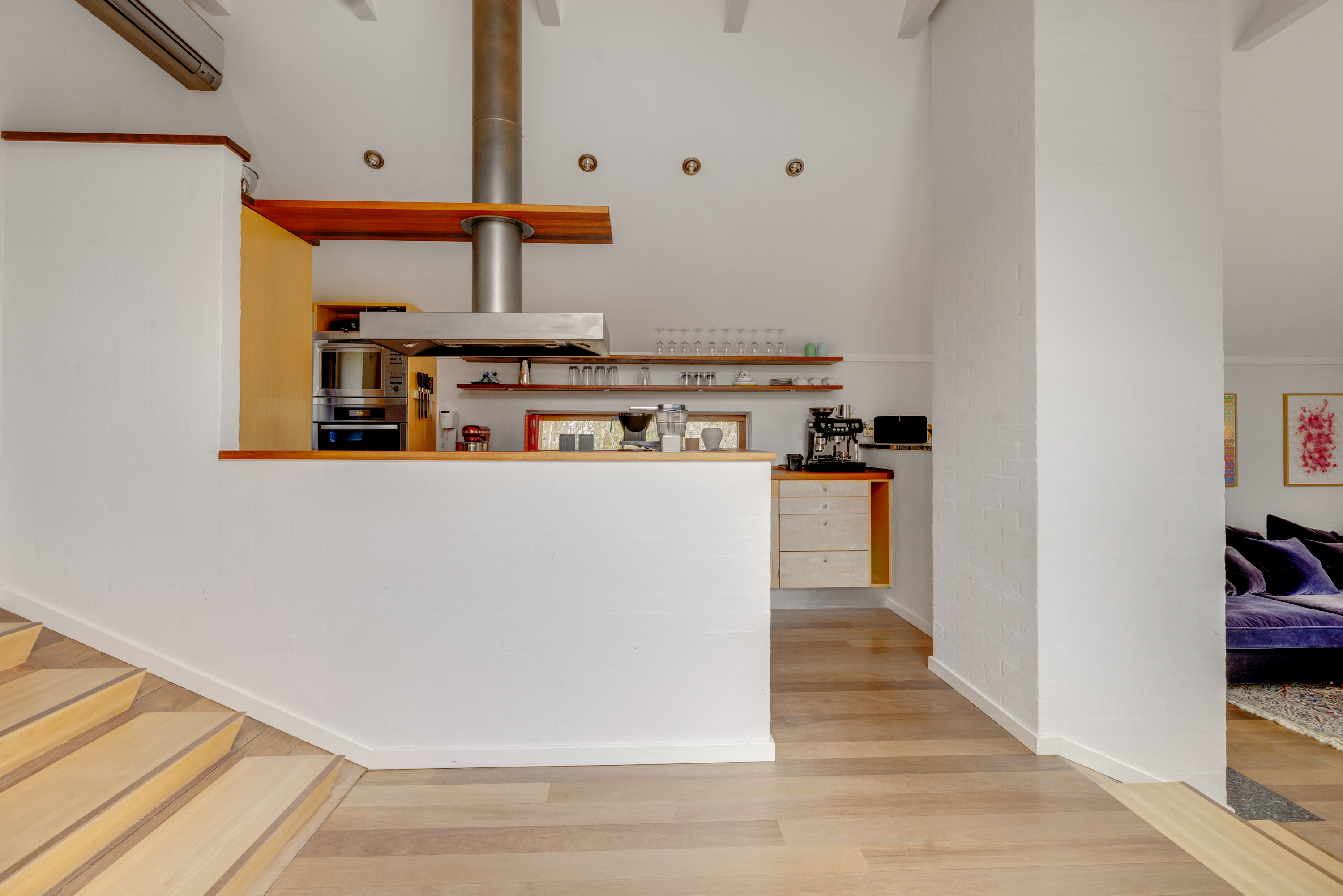 Fremhævet køkken billede i fuldskærmstilstand. Billede af Baunevang 9, 3460 Birkerød