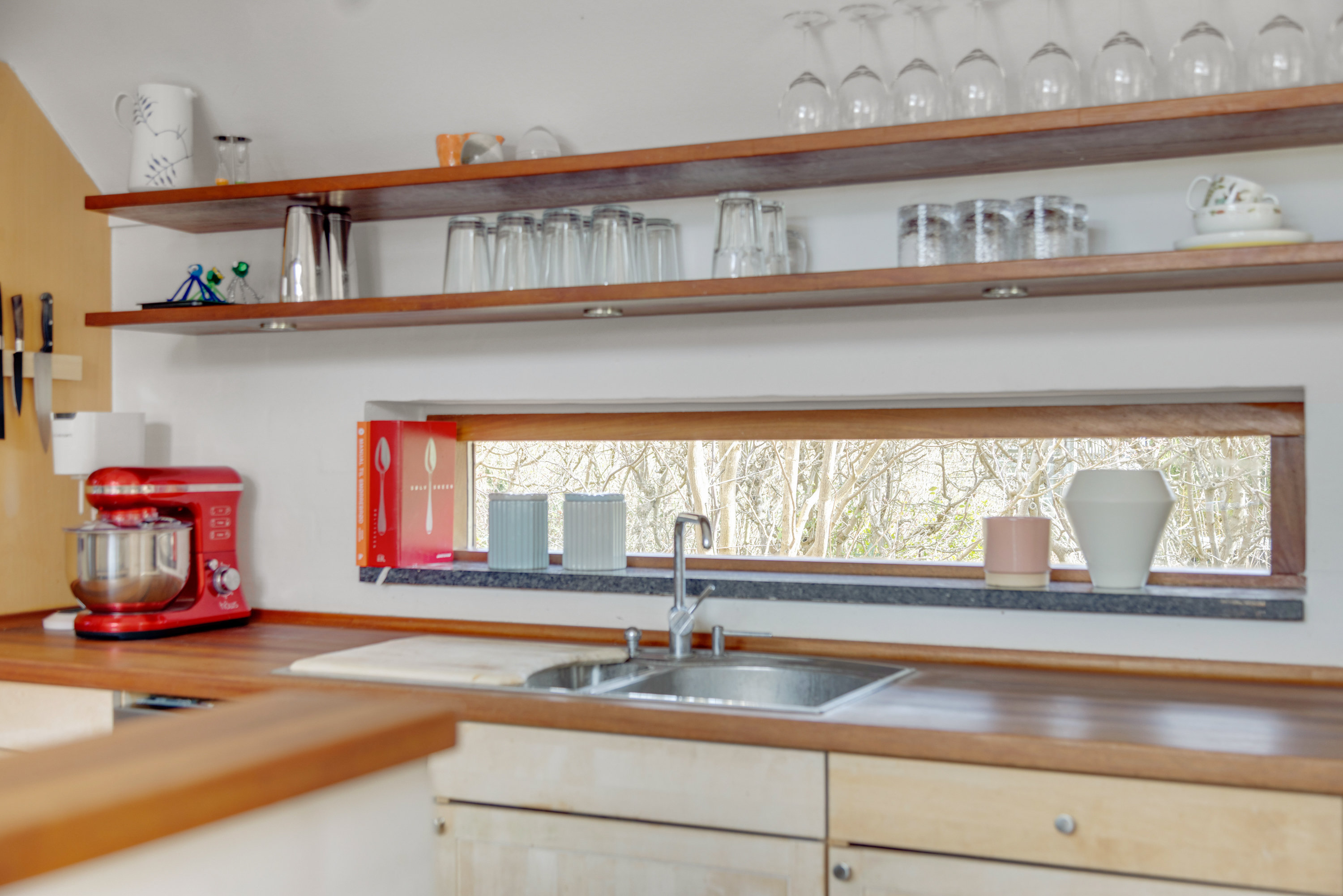 Fremhævet køkken billede i fuldskærmstilstand. Billede af Baunevang 9, 3460 Birkerød