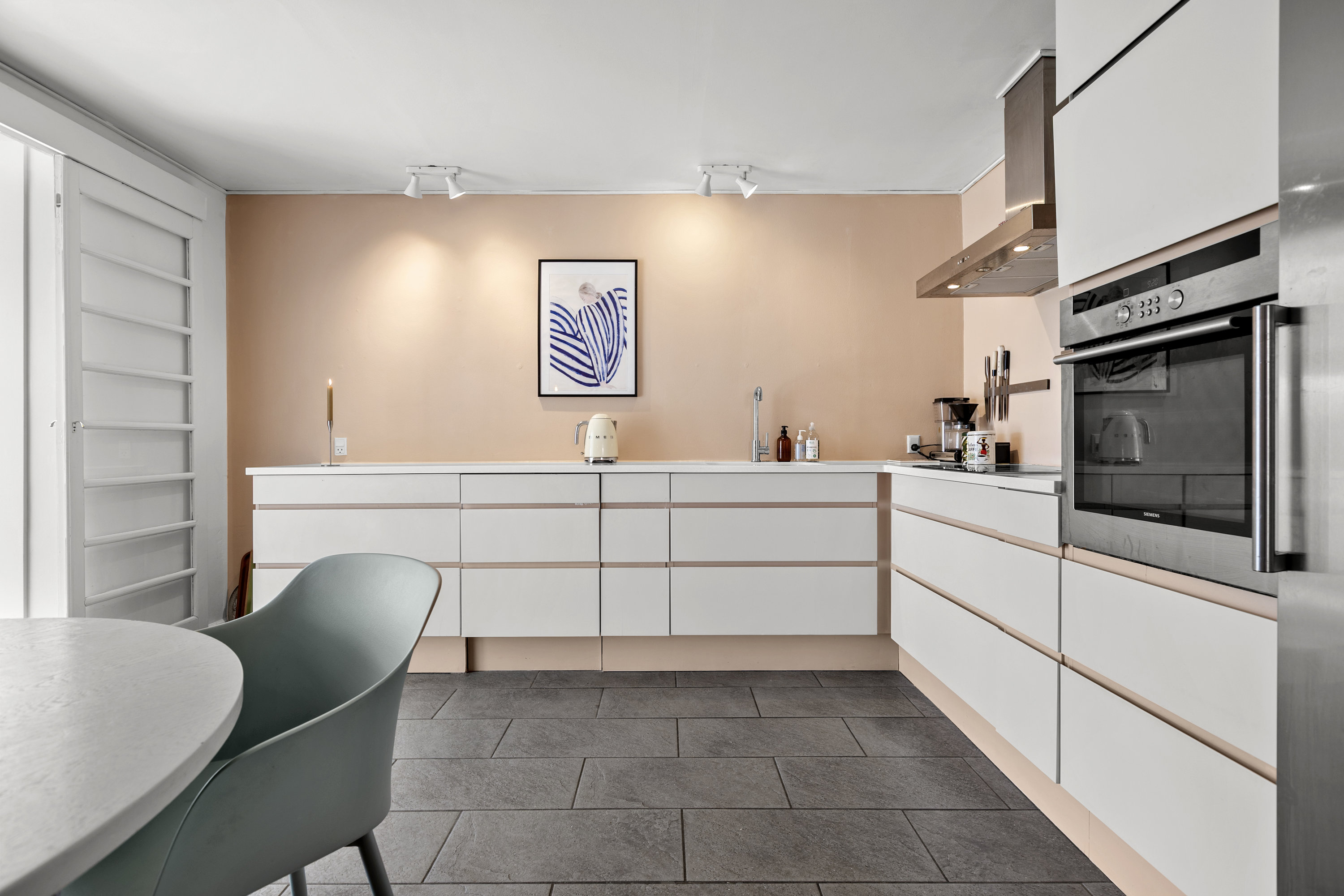 Fremhævet køkken billede i fuldskærmstilstand. Billede af Hansensvej 25, 4200 Slagelse