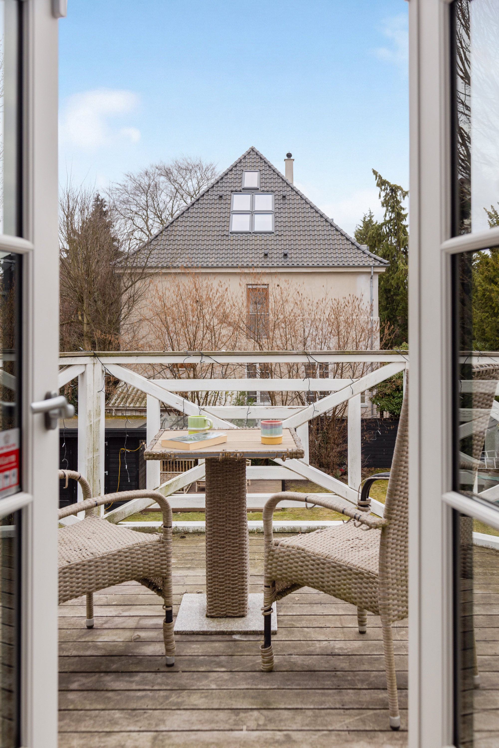 Fremhævet altan billede i fuldskærmstilstand. Billede af Strandagervej 9, 2900 Hellerup