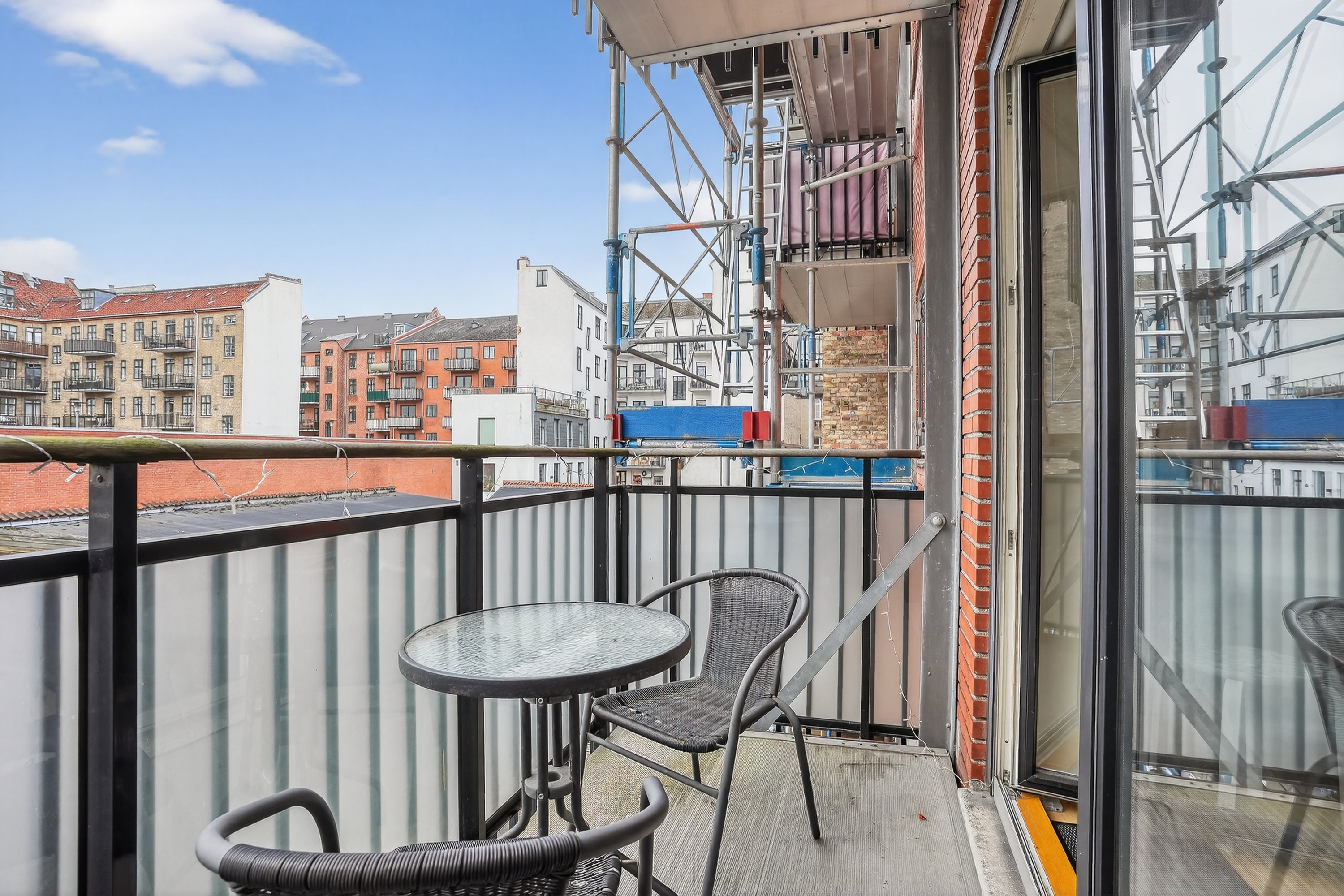 Miniaturebillede 1: altan. Billede af Petersborgvej 6, 1. 3., 2100 København Ø