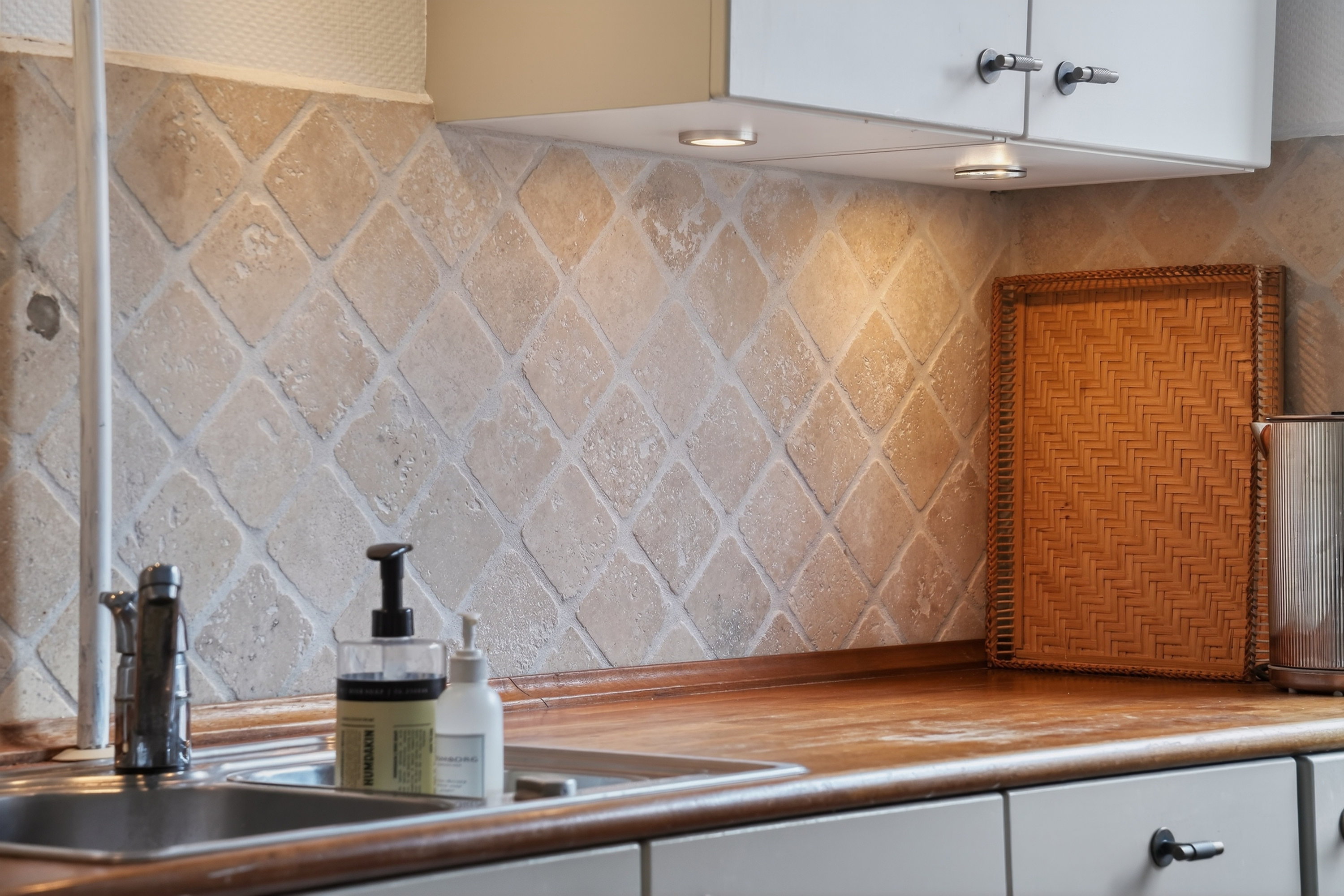 Fremhævet køkken billede i fuldskærmstilstand. Billede af Æbeløgade 26, 2. th., 2100 København Ø