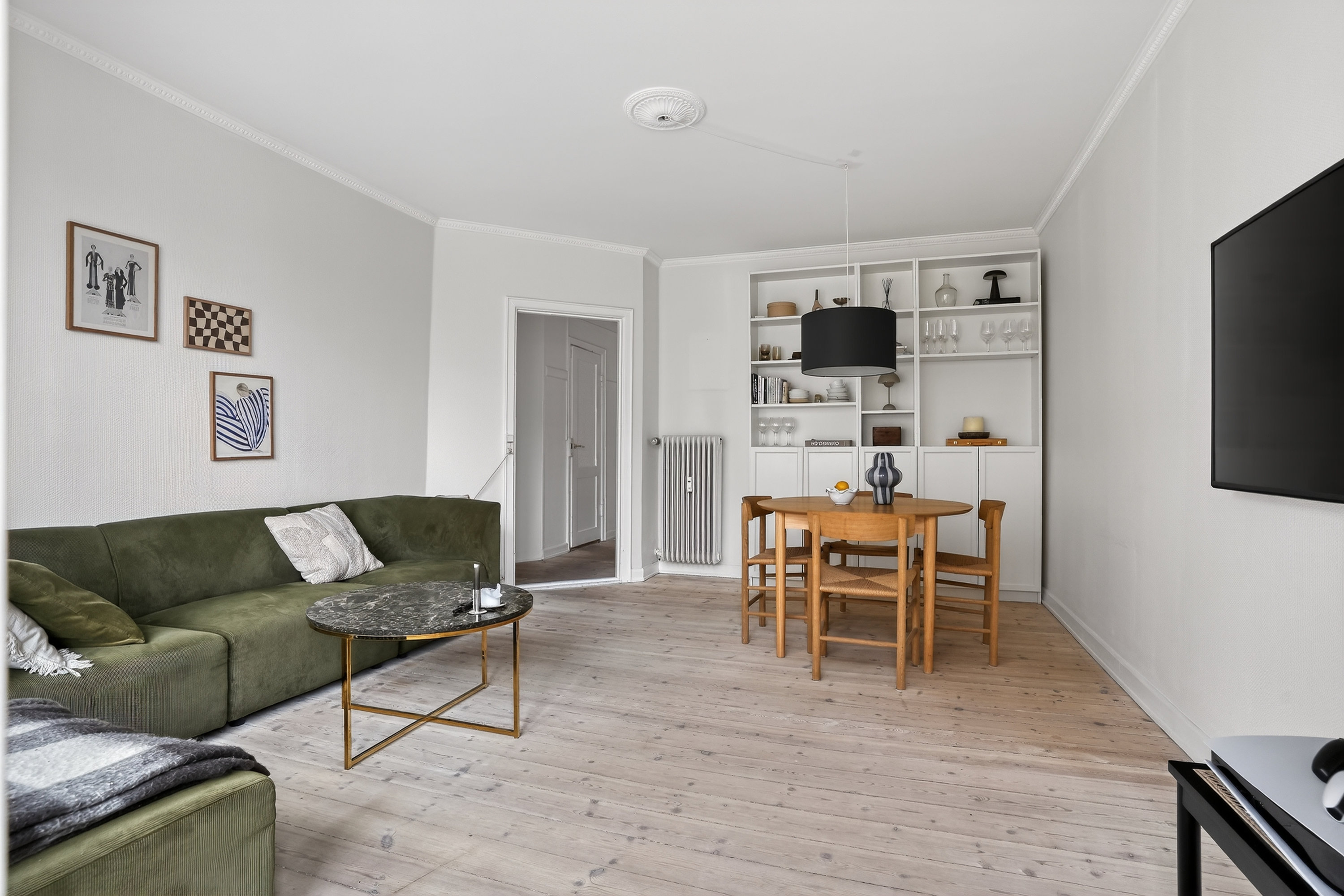 Fremhævet stue billede i fuldskærmstilstand. Billede af Æbeløgade 26, 2. th., 2100 København Ø