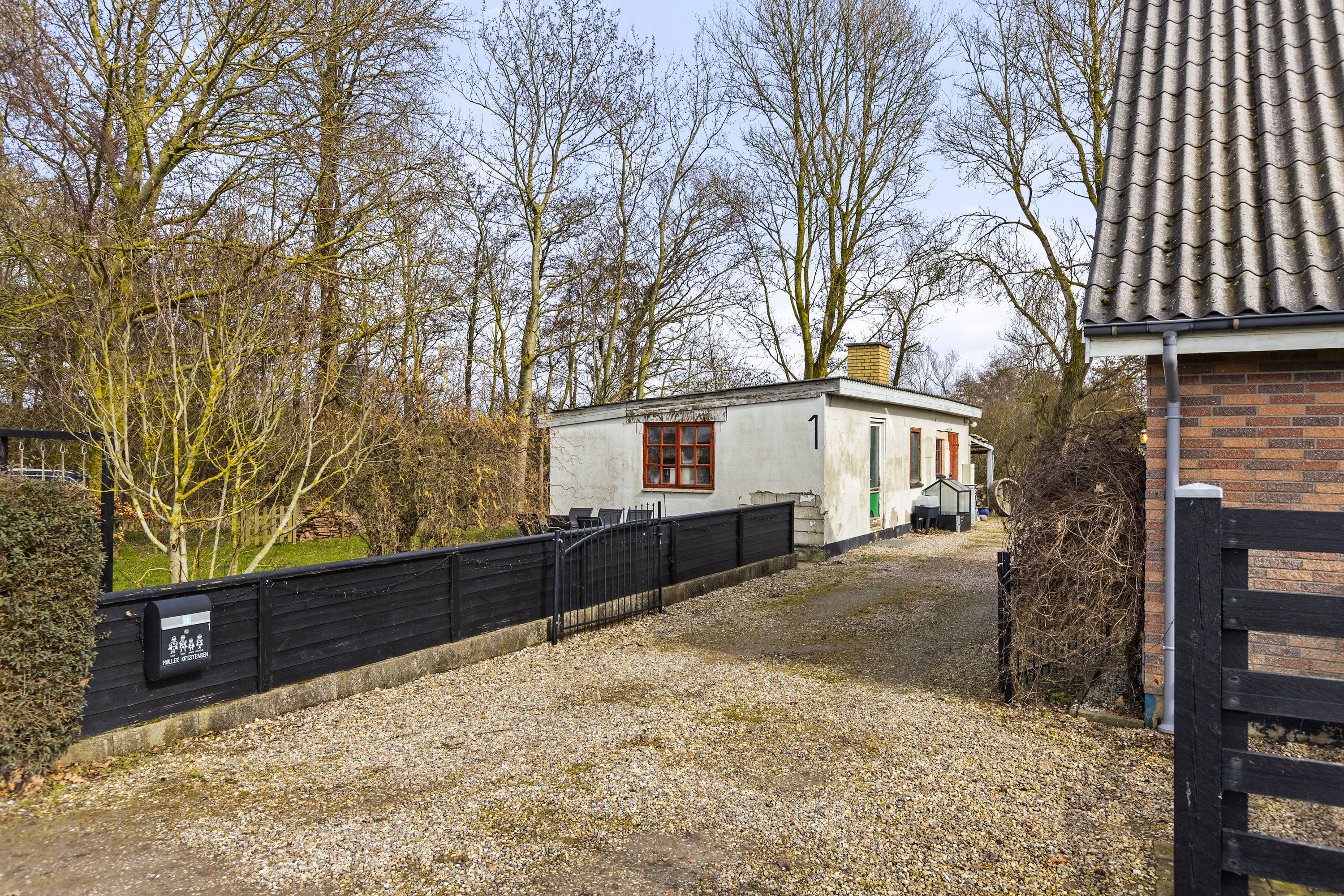 Fremhævet indkørsel billede i fuldskærmstilstand. Billede af Søstremosevej 1, 4400 Kalundborg