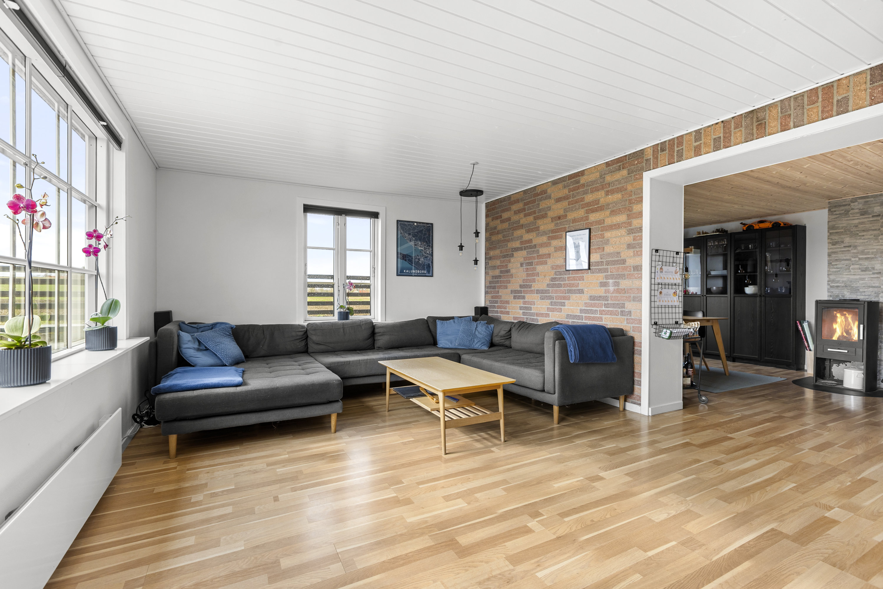 Miniaturebillede 2: stue. Billede af Søstremosevej 1, 4400 Kalundborg