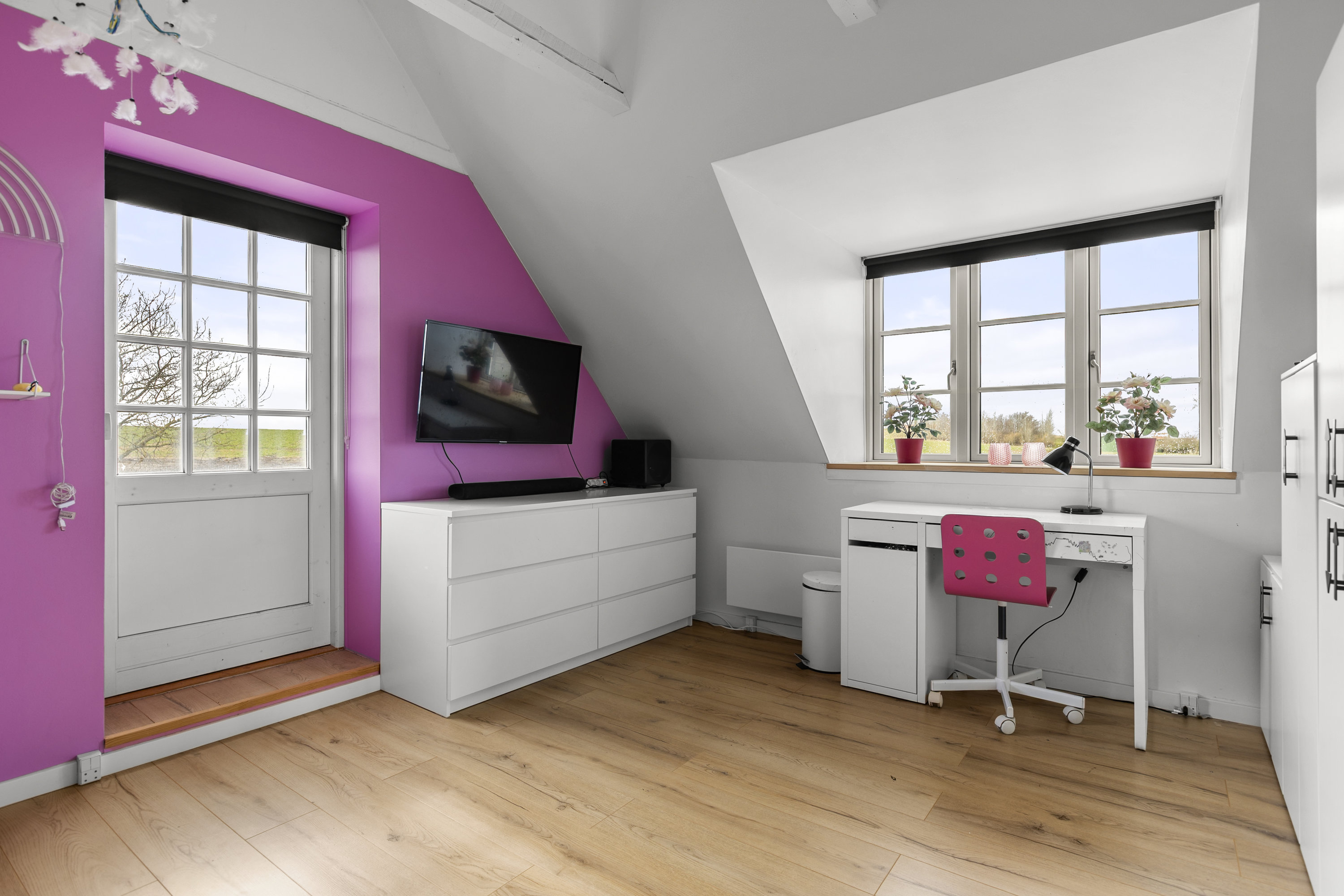 Fremhævet værelse billede i fuldskærmstilstand. Billede af Søstremosevej 1, 4400 Kalundborg