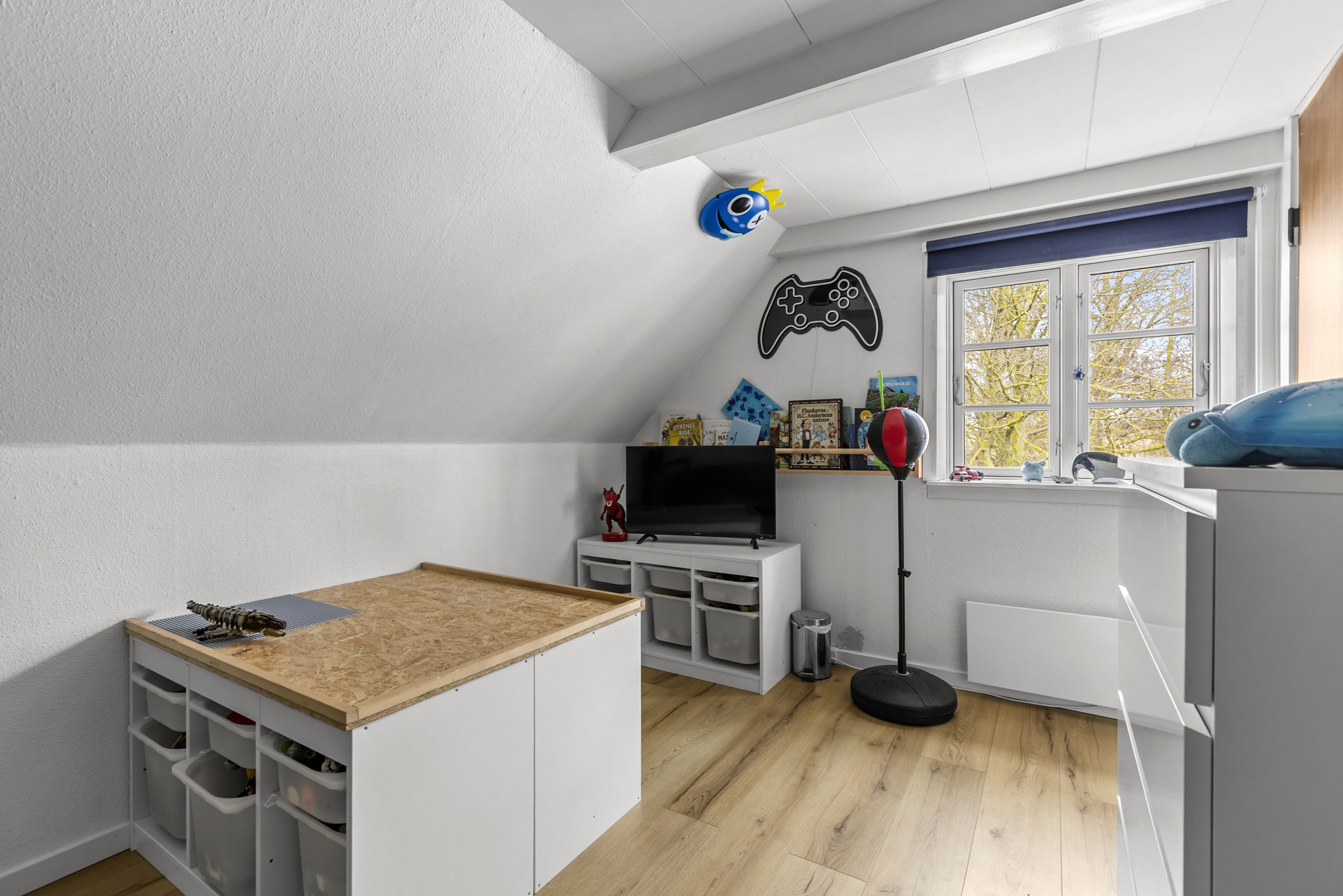 Fremhævet værelse billede i fuldskærmstilstand. Billede af Søstremosevej 1, 4400 Kalundborg