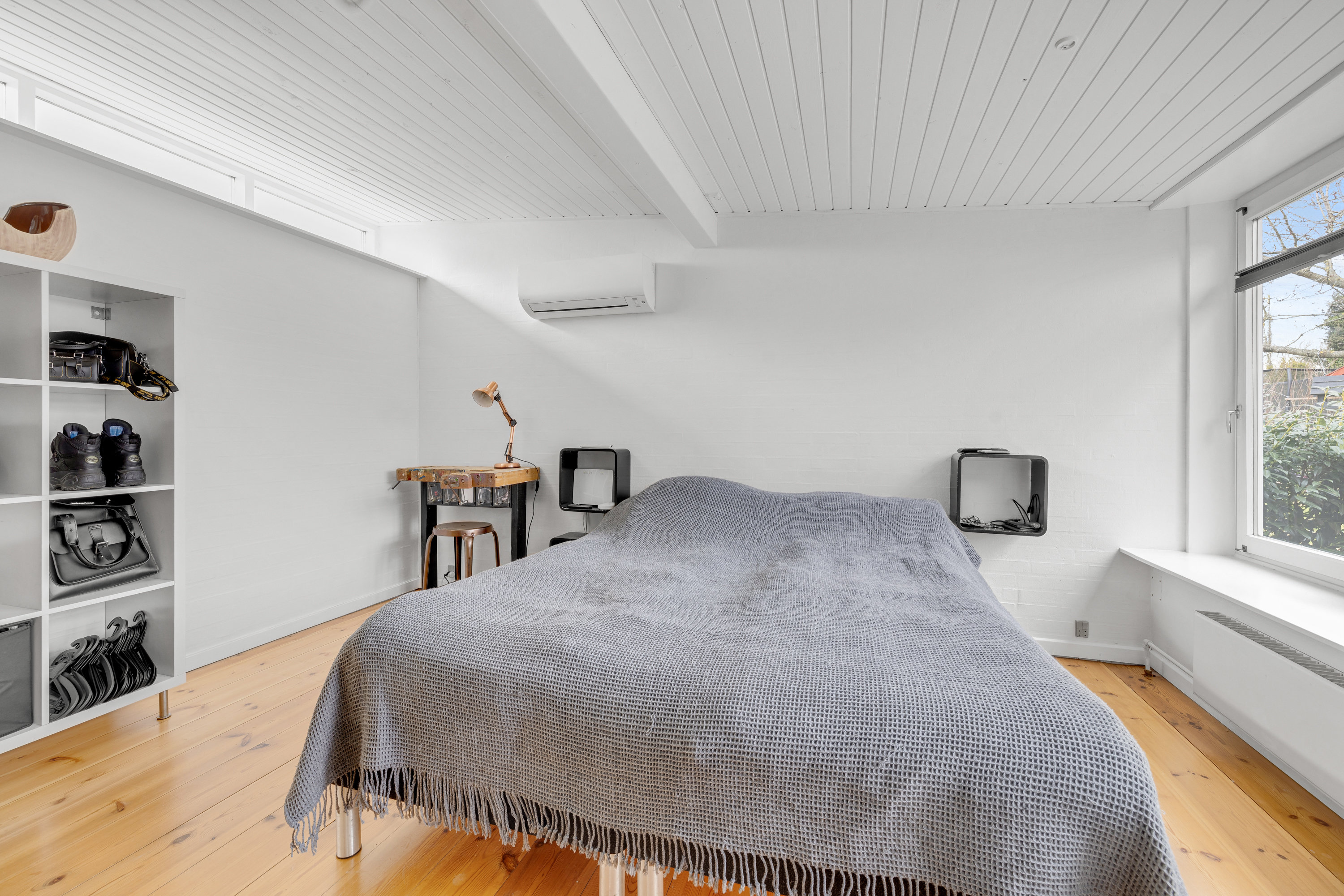 Fremhævet soveværelse billede i fuldskærmstilstand. Billede af Ågerupvej 177, 2750 Ballerup