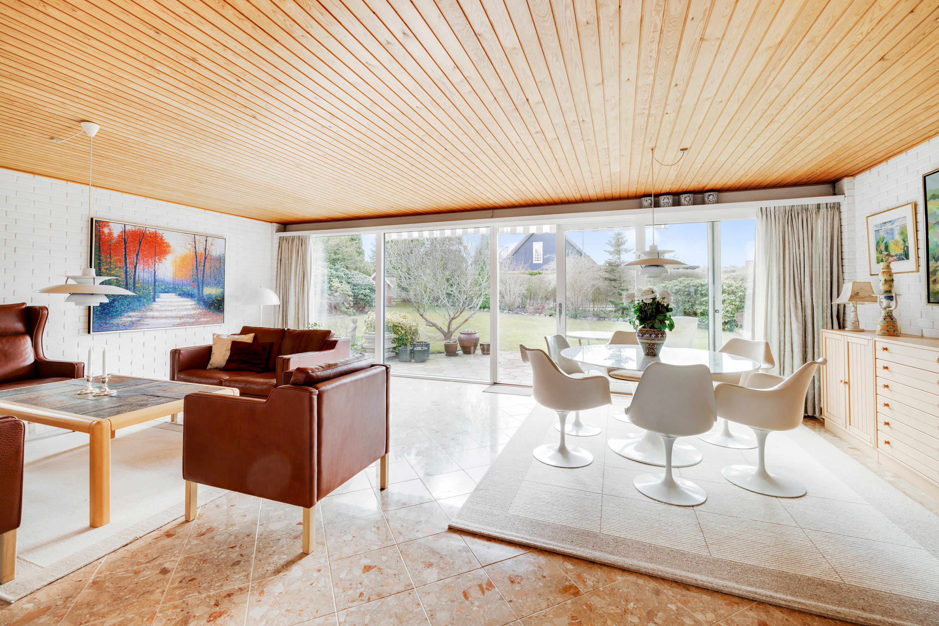 Fremhævet stue billede i fuldskærmstilstand. Billede af Kikudbakken 13, 2730 Herlev