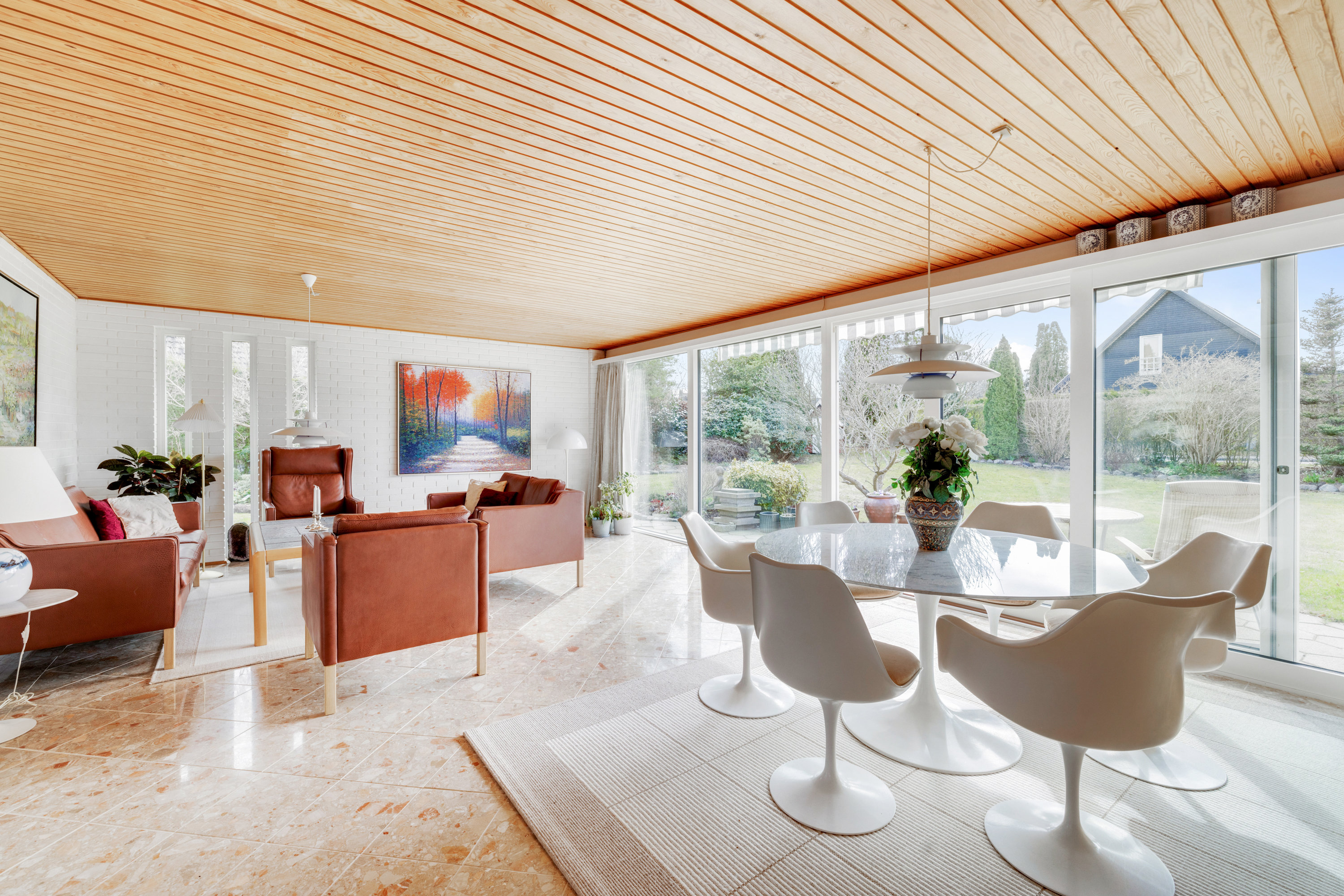 Fremhævet stue billede i fuldskærmstilstand. Billede af Kikudbakken 13, 2730 Herlev