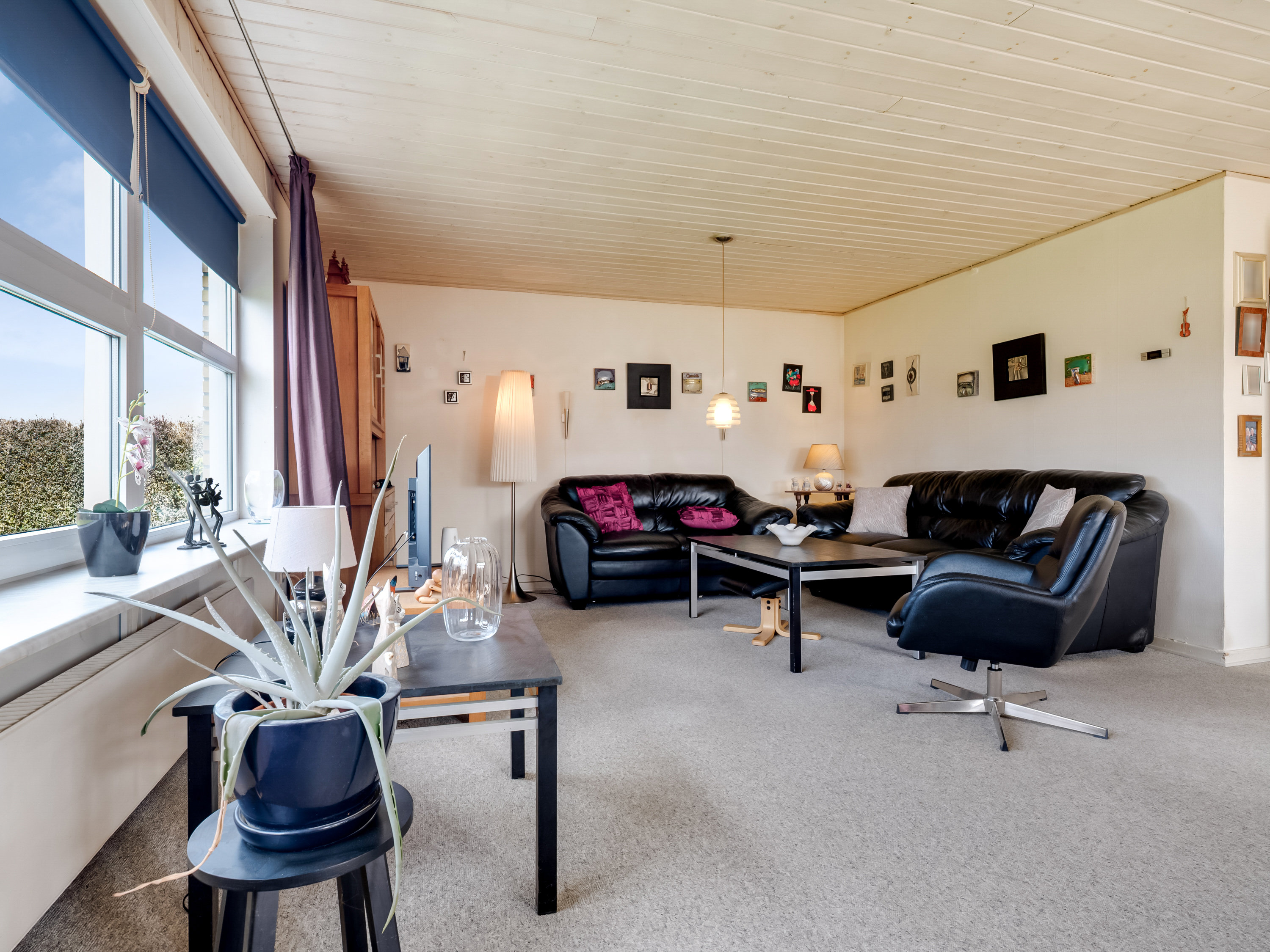 Fremhævet stue billede i fuldskærmstilstand. Billede af Postmosevej 60, 5500 Middelfart