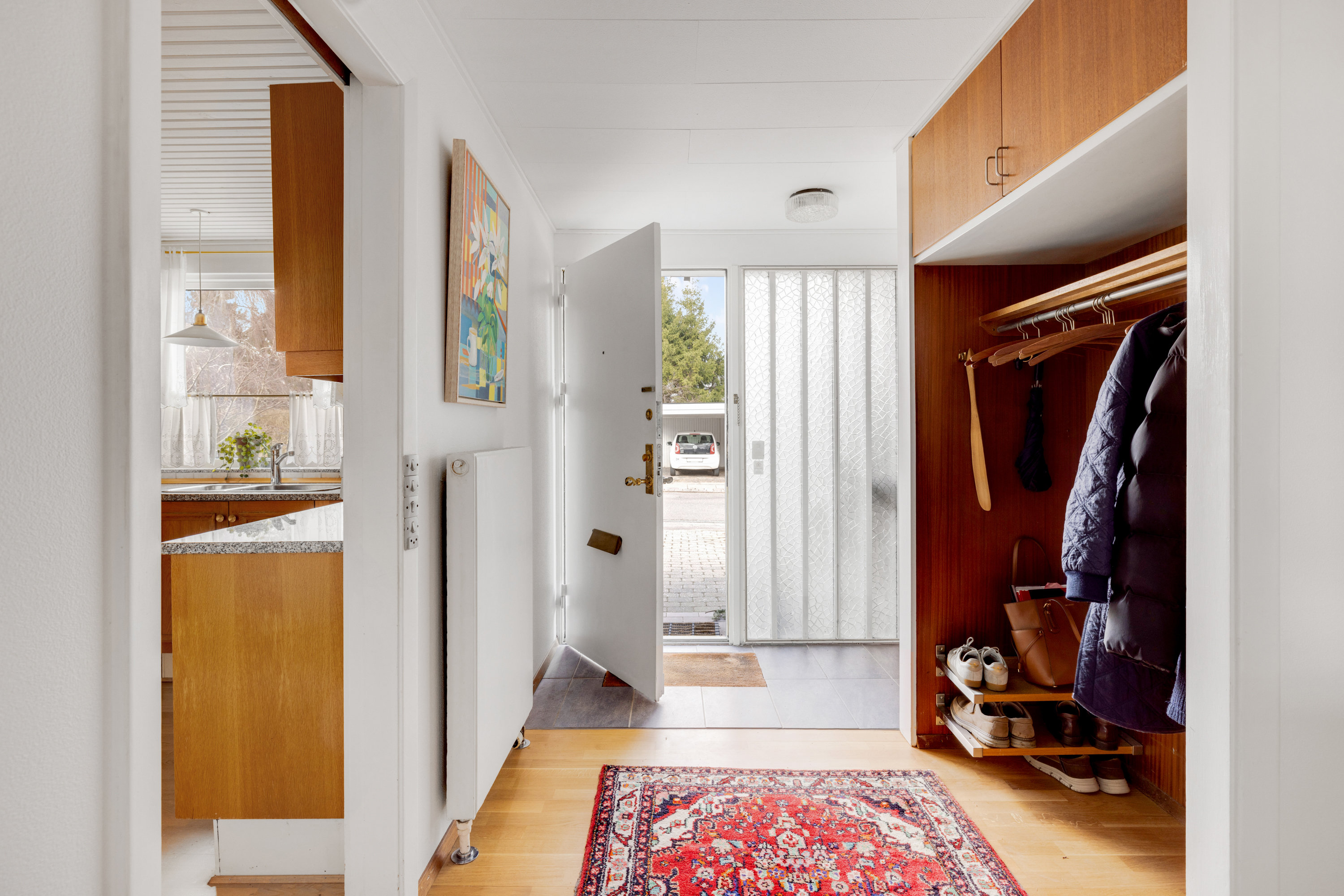 Fremhævet gang billede i fuldskærmstilstand. Billede af Kikudbakken 13, 2730 Herlev