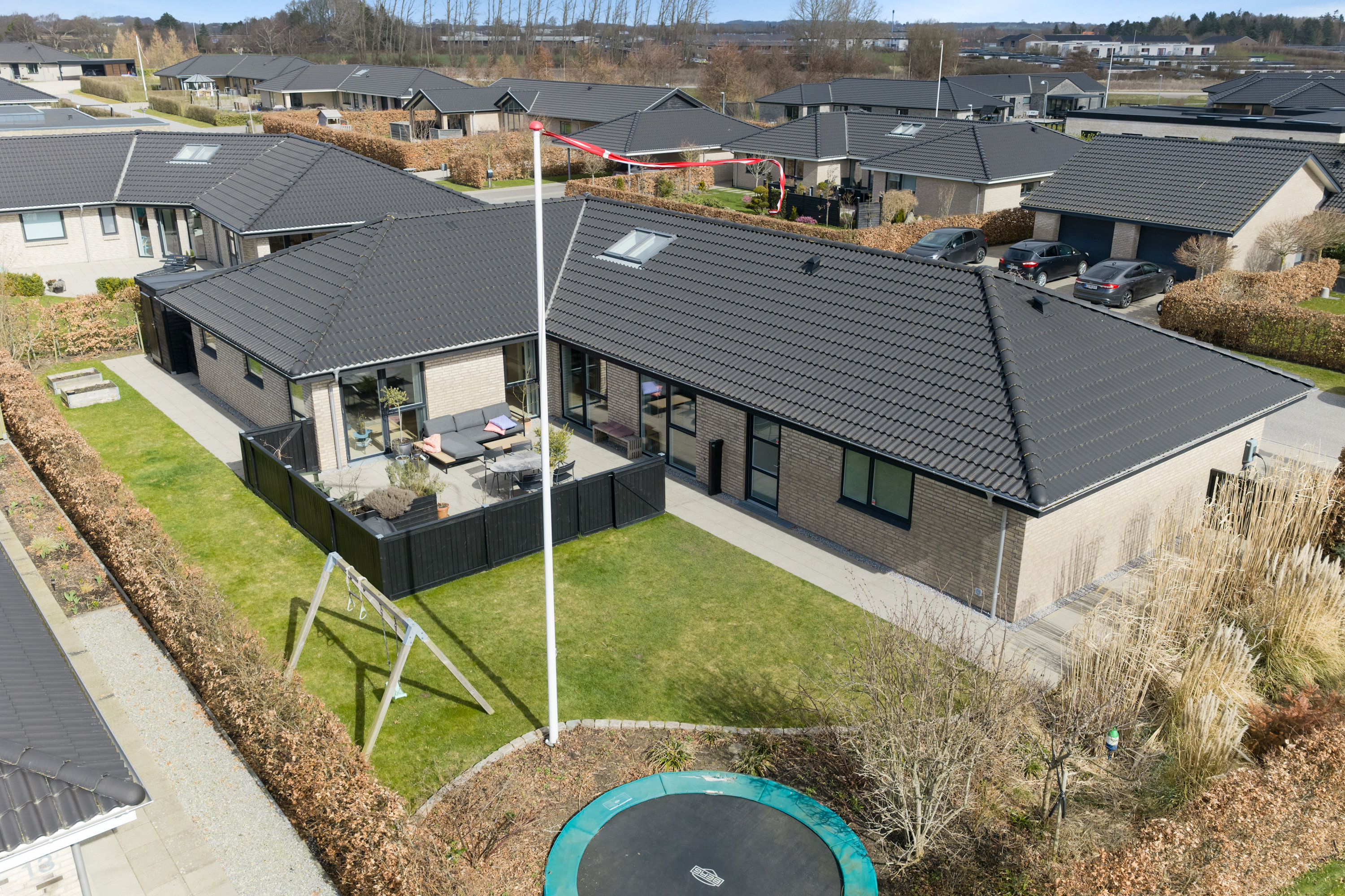 Fremhævet luftfoto billede i fuldskærmstilstand. Billede af Langevænget 15, 5500 Middelfart