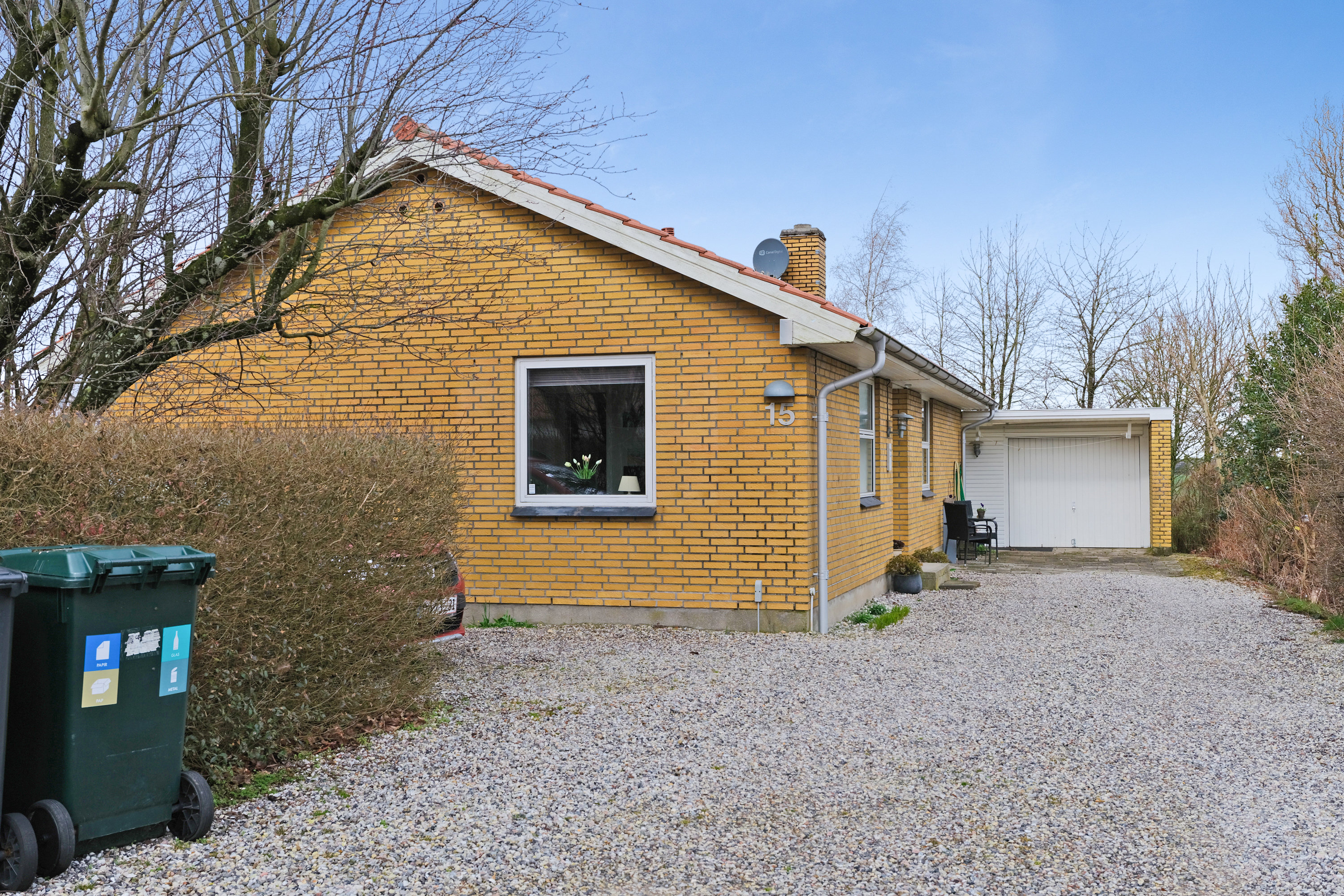 Villa: Facade på Chr. Richardtsvej 15, Ørsted, 5620 Glamsbjerg