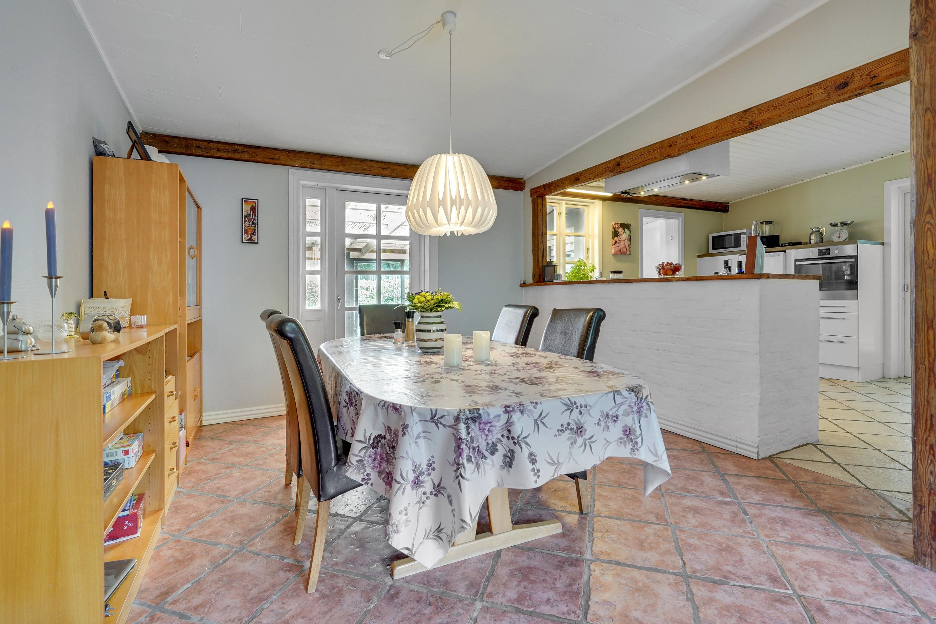 Fremhævet stue billede i fuldskærmstilstand. Billede af Østre Landevej 128, 4930 Maribo