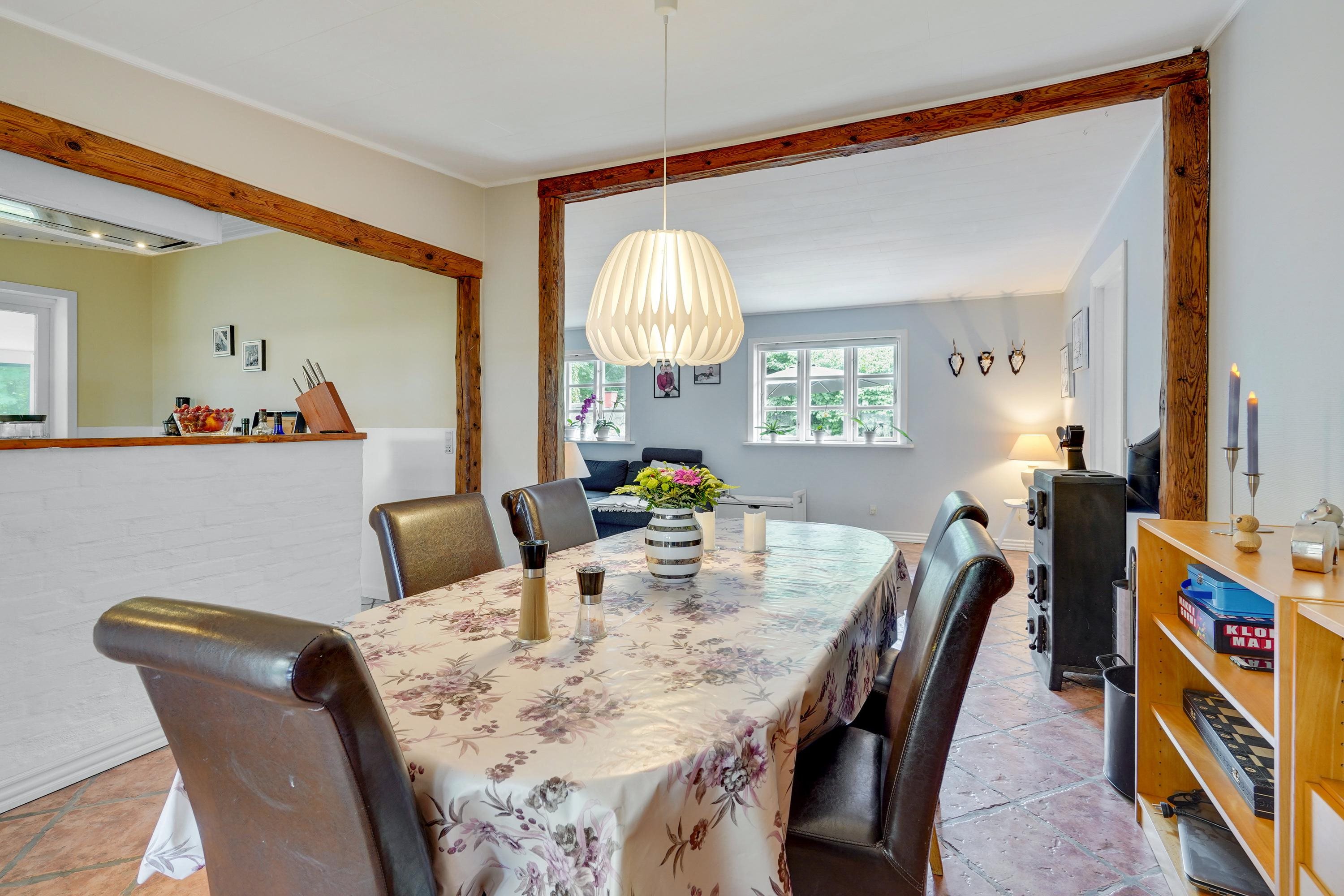 Fremhævet stue billede i fuldskærmstilstand. Billede af Østre Landevej 128, 4930 Maribo