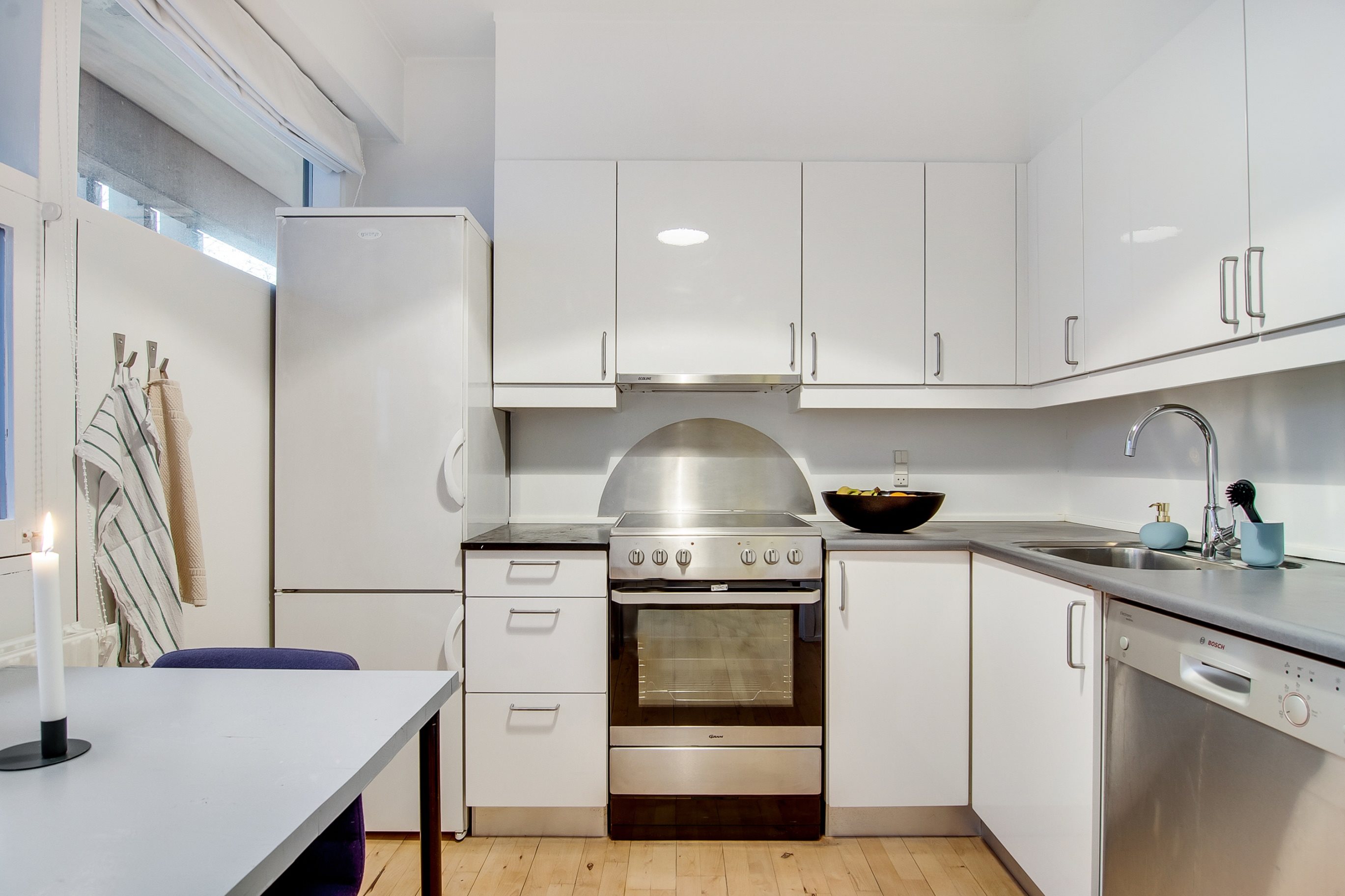 Fremhævet andet billede i fuldskærmstilstand. Billede af Petersborgvej 6, 1. 3., 2100 København Ø