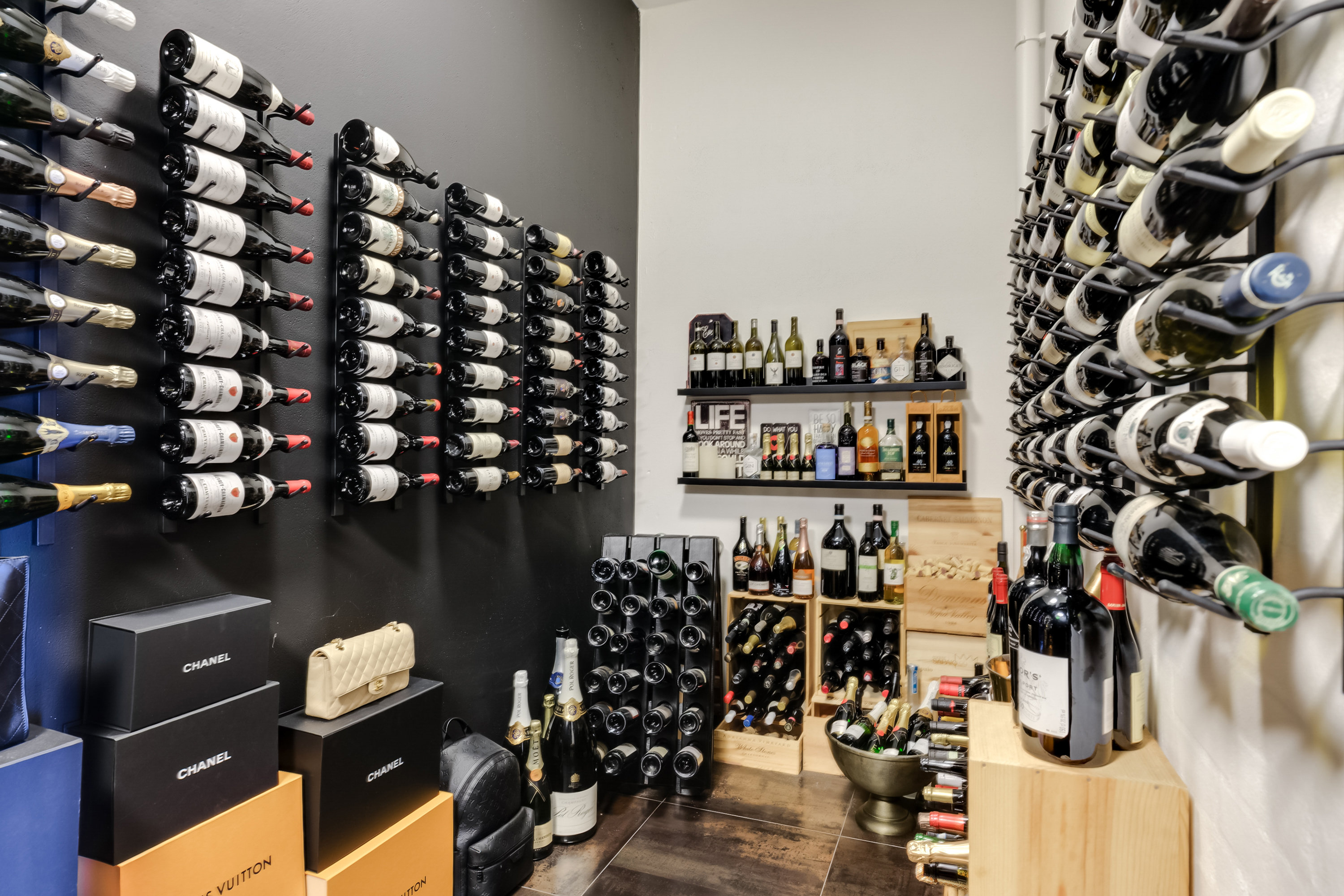 Fremhævet vinkælder billede i fuldskærmstilstand. Billede af Skærbæk Møllevej 8, Skærbæk, 7000 Fredericia