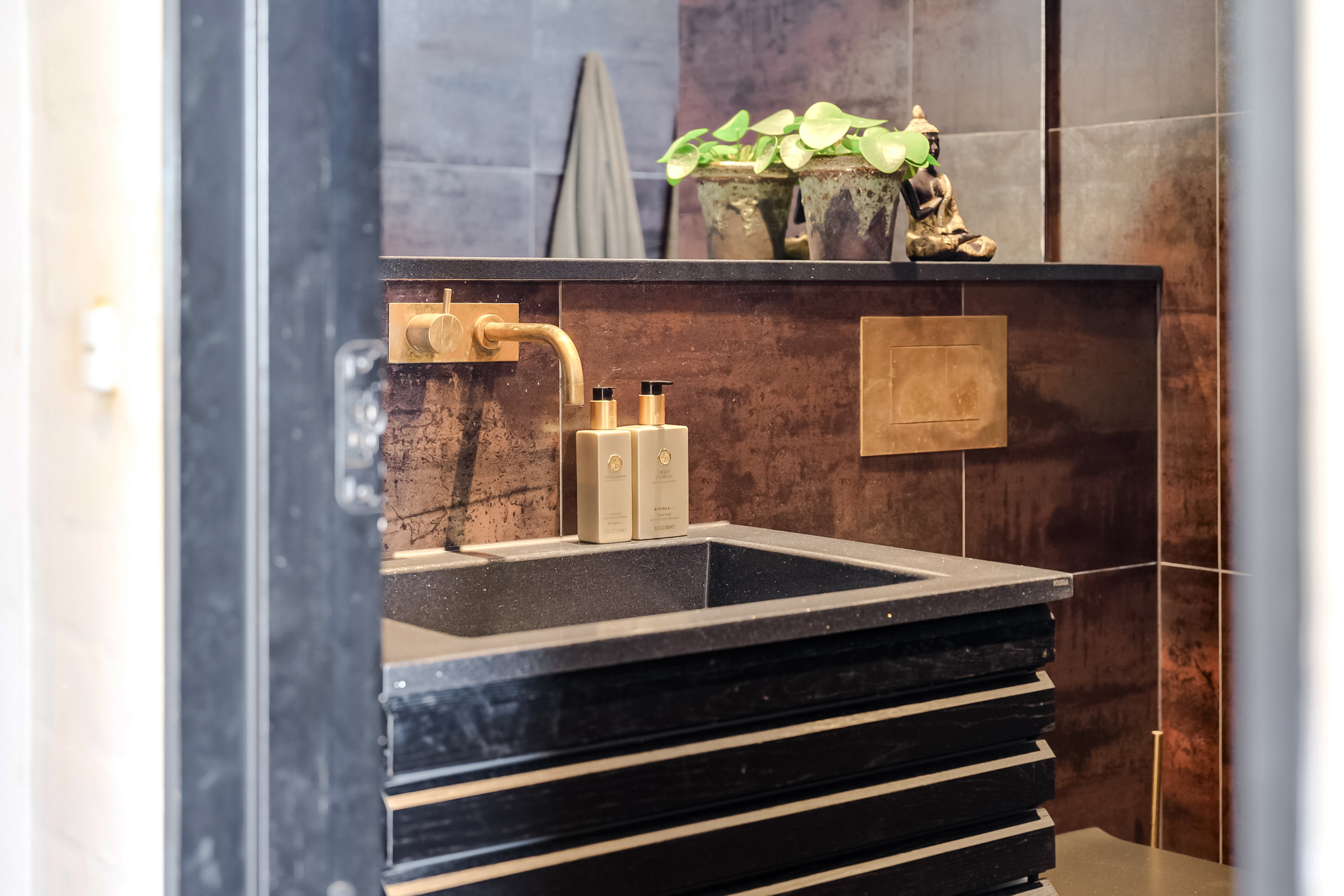 Fremhævet badeværelse billede i fuldskærmstilstand. Billede af Skærbæk Møllevej 8, Skærbæk, 7000 Fredericia