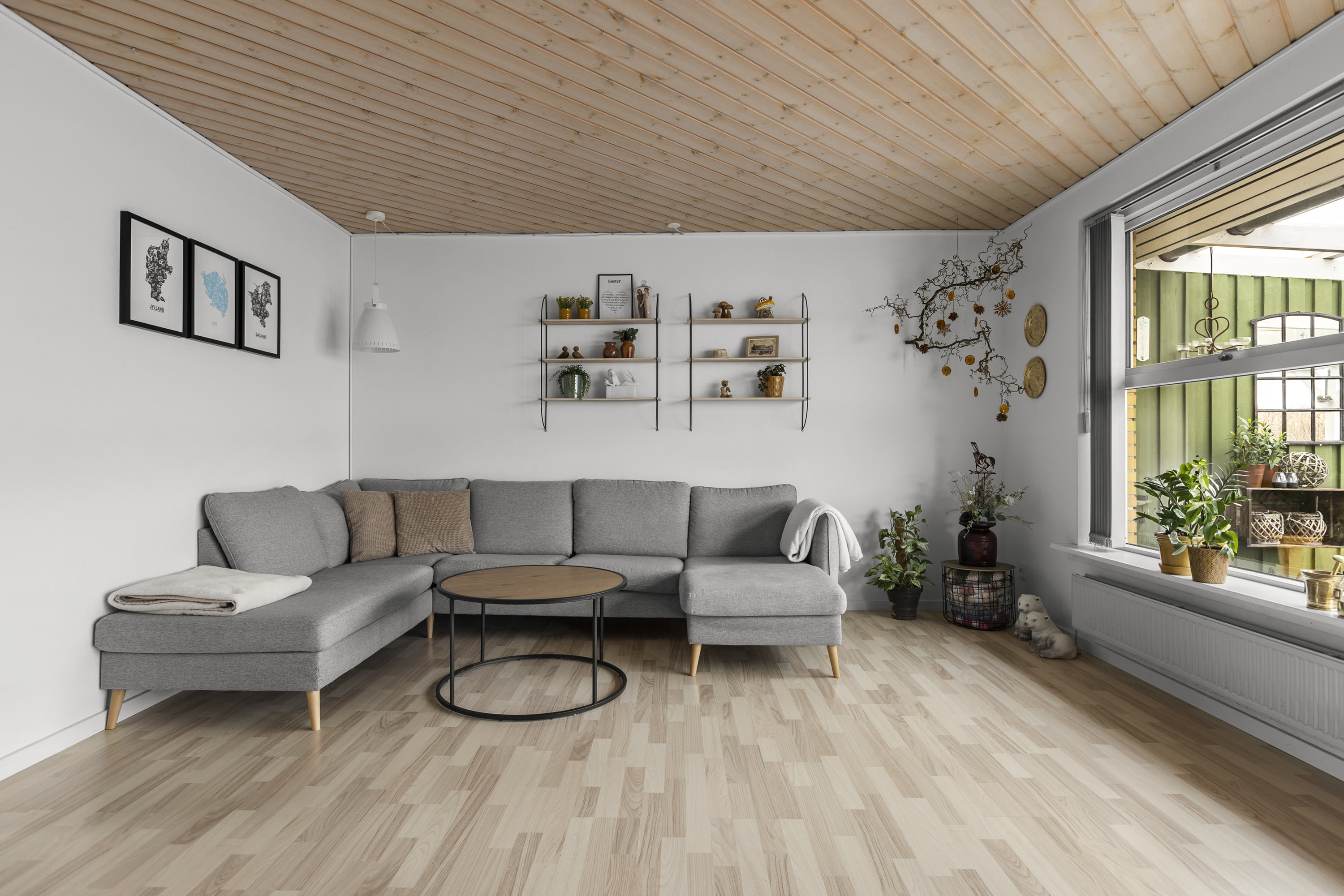 Miniaturebillede 2: stue. Billede af Tornerosevej 2, 4200 Slagelse