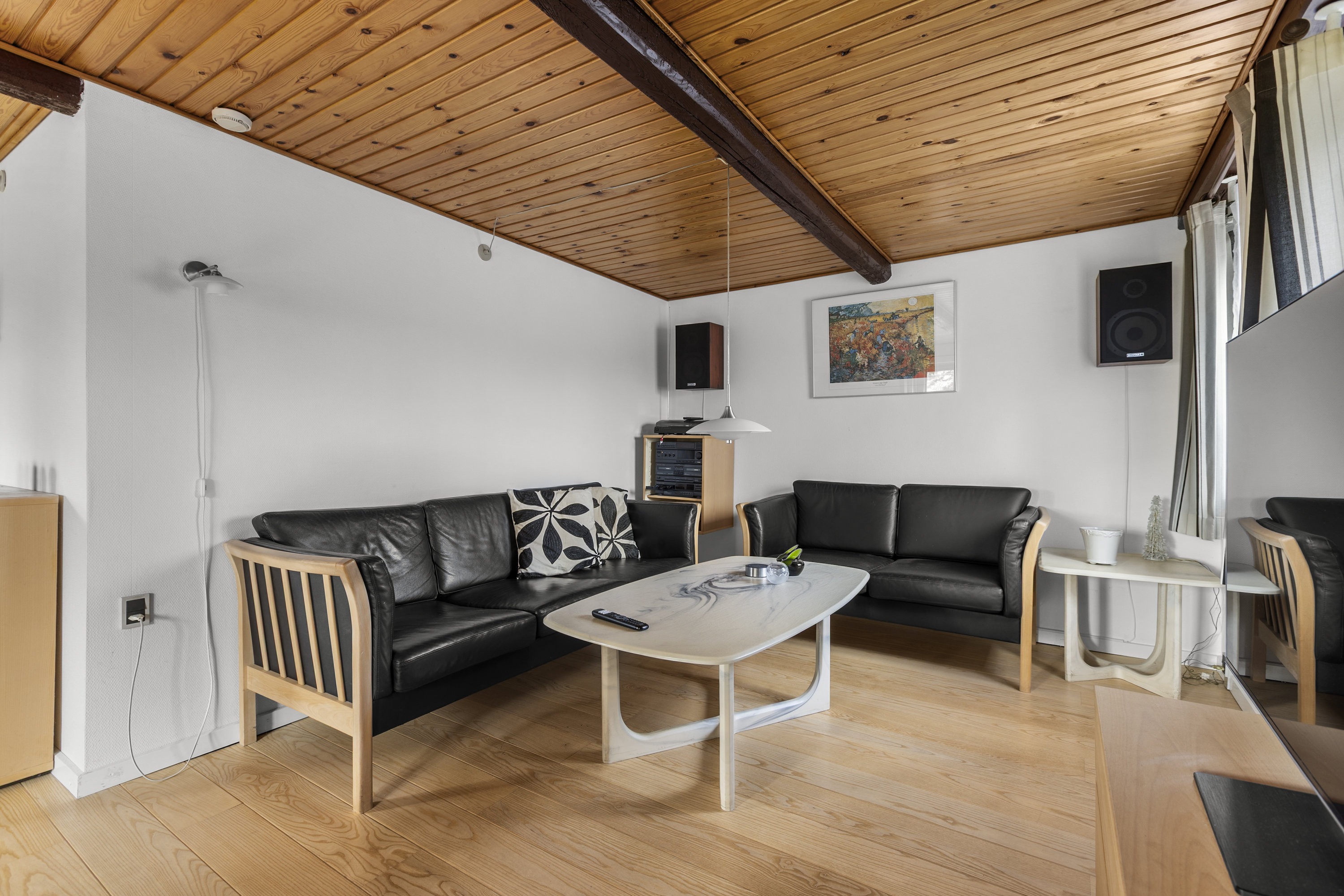 Fremhævet stue billede i fuldskærmstilstand. Billede af Onsved Huse 1, 4050 Skibby