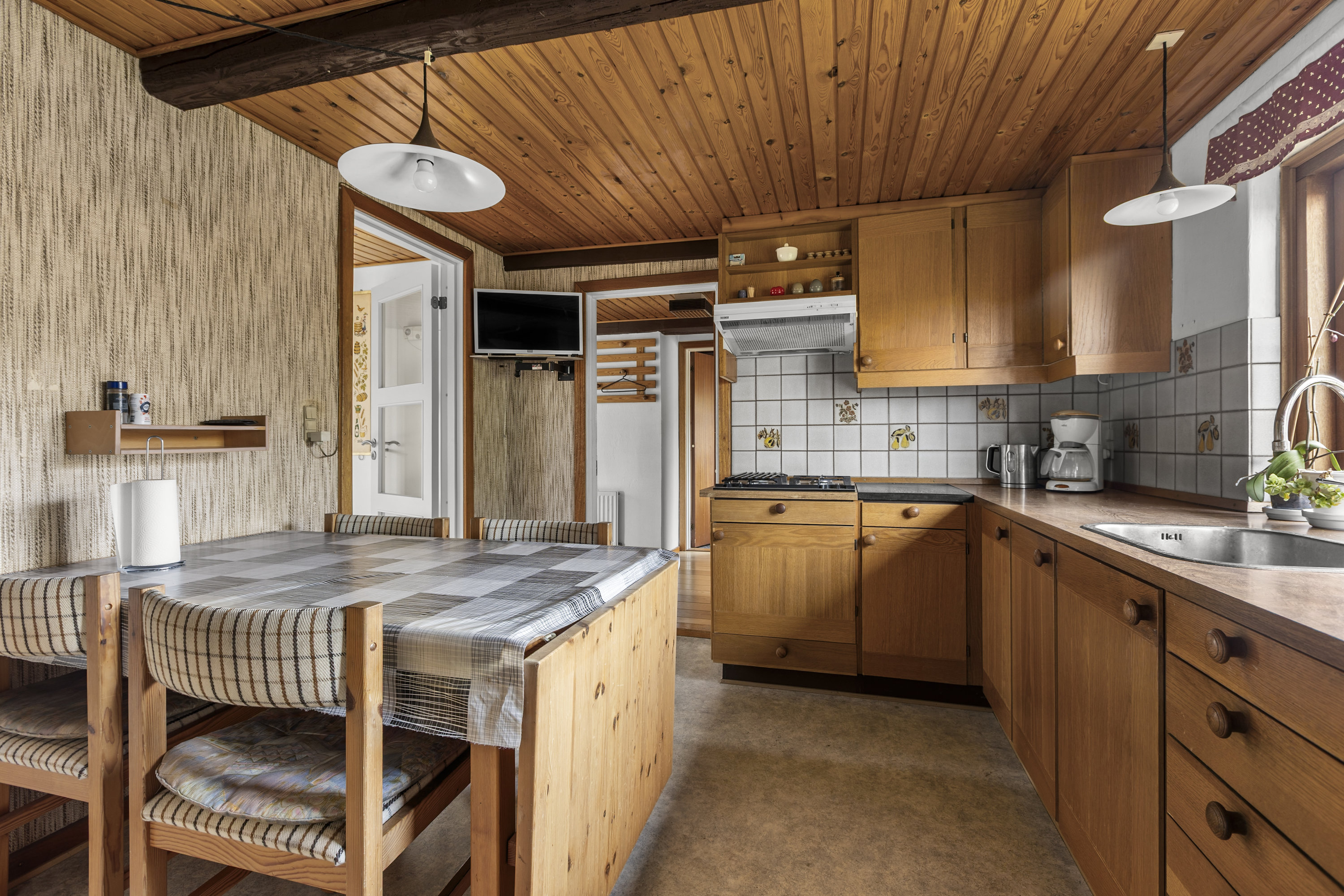 Fremhævet køkken billede i fuldskærmstilstand. Billede af Onsved Huse 1, 4050 Skibby