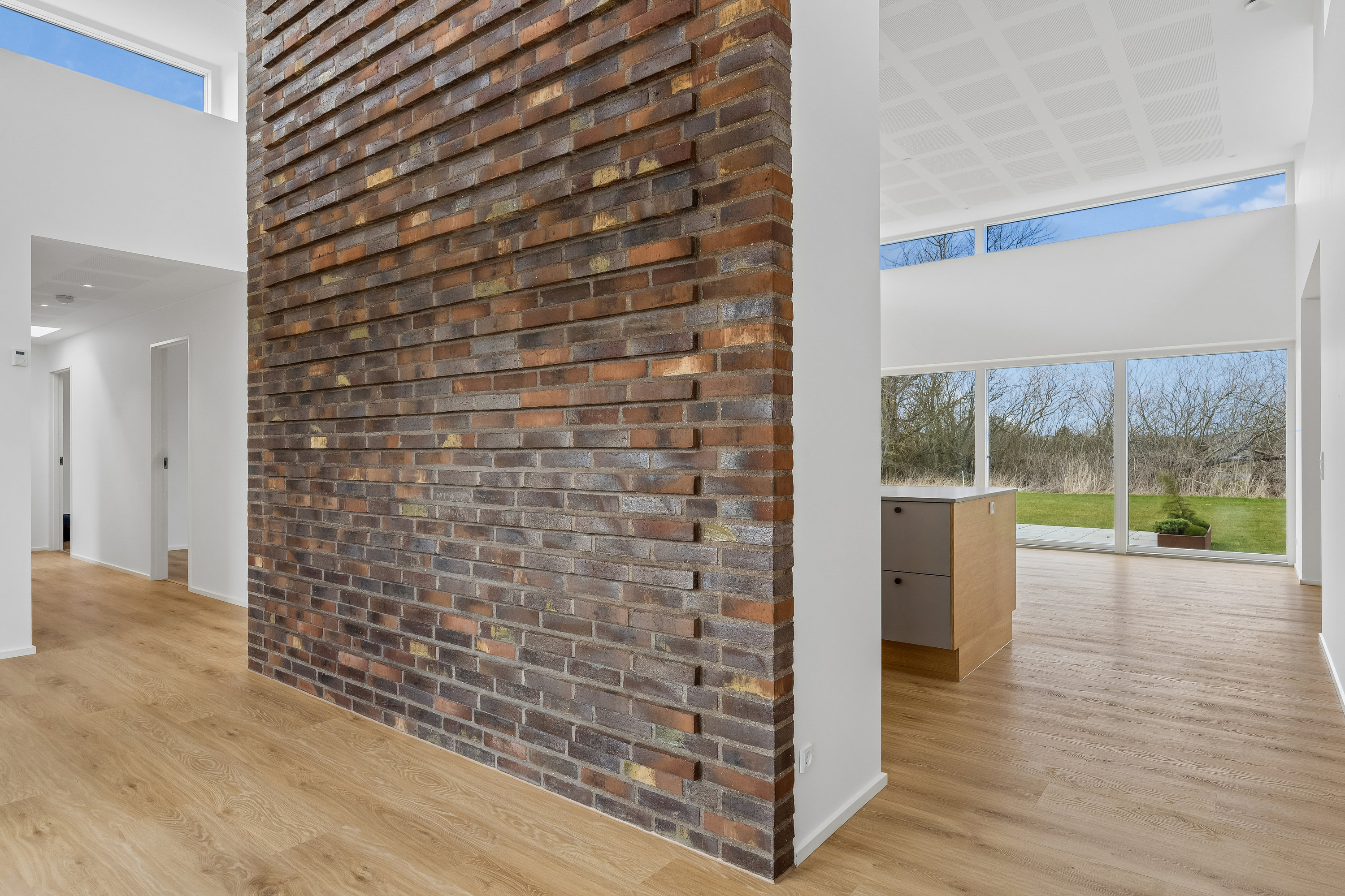 Fremhævet entré billede i fuldskærmstilstand. Billede af Fejringmarken 4, 8722 Hedensted