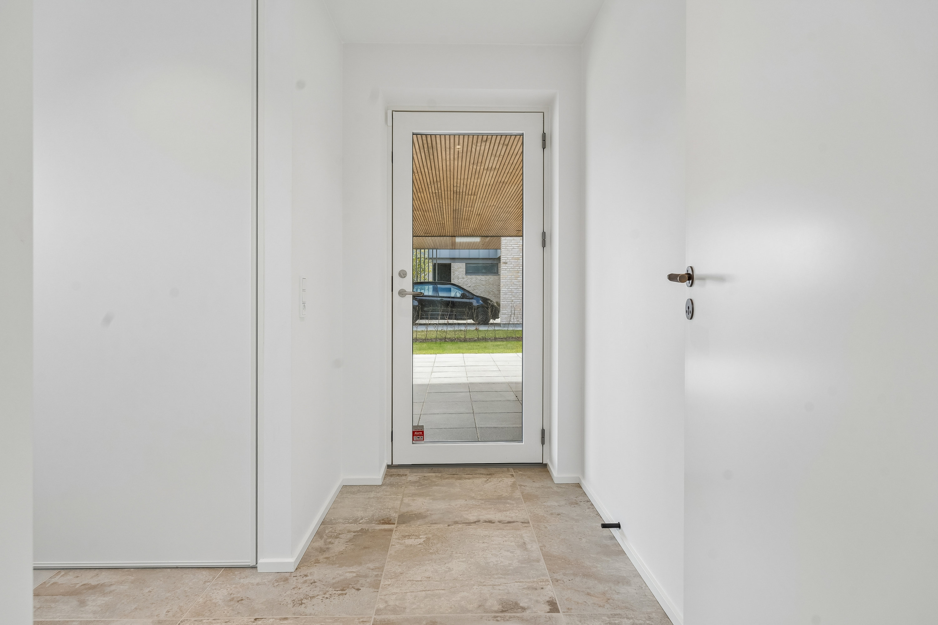 Fremhævet entré billede i fuldskærmstilstand. Billede af Fejringmarken 4, 8722 Hedensted