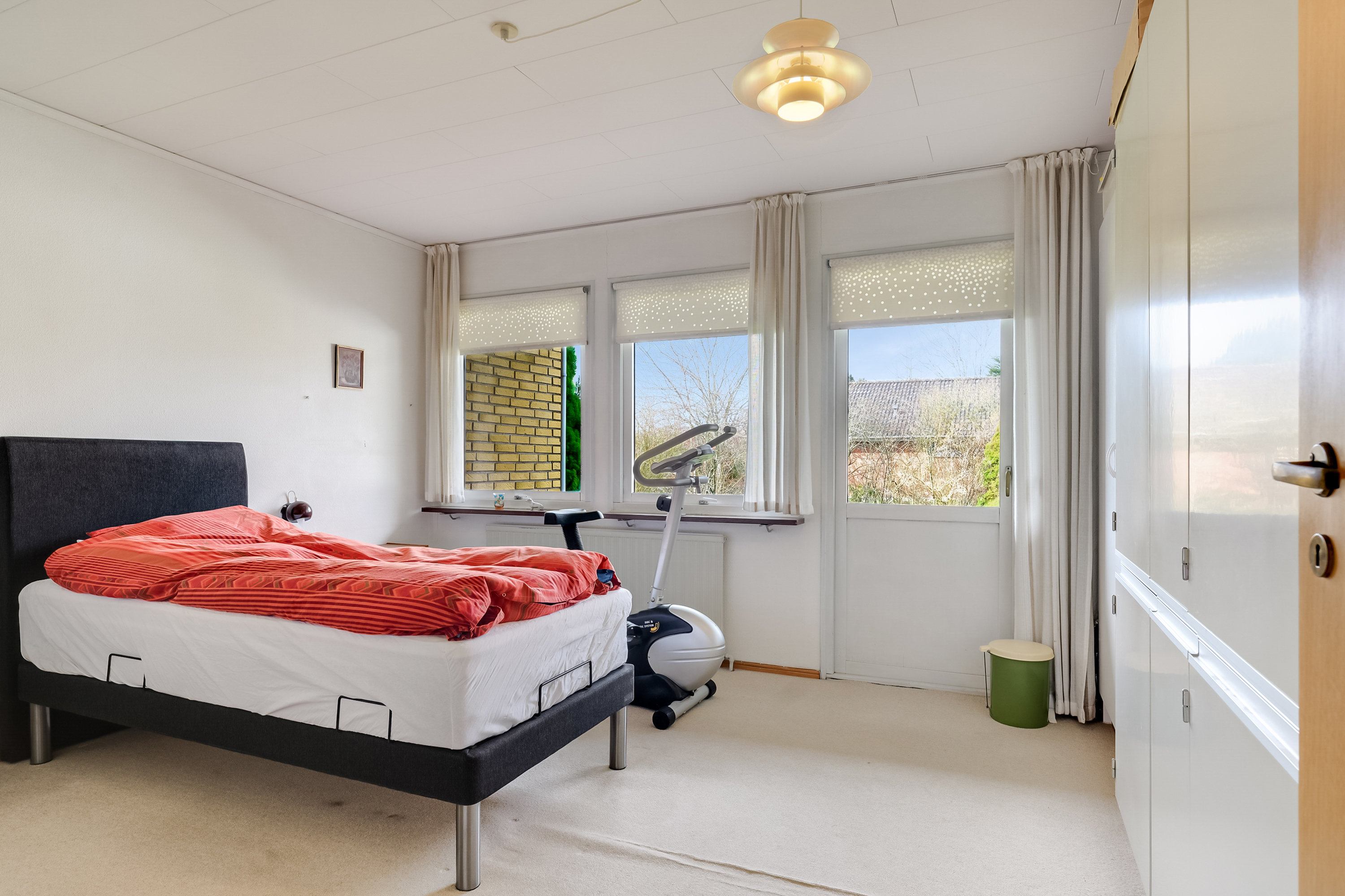 Fremhævet soveværelse billede i fuldskærmstilstand. Billede af Havrevænget 9, 5620 Glamsbjerg